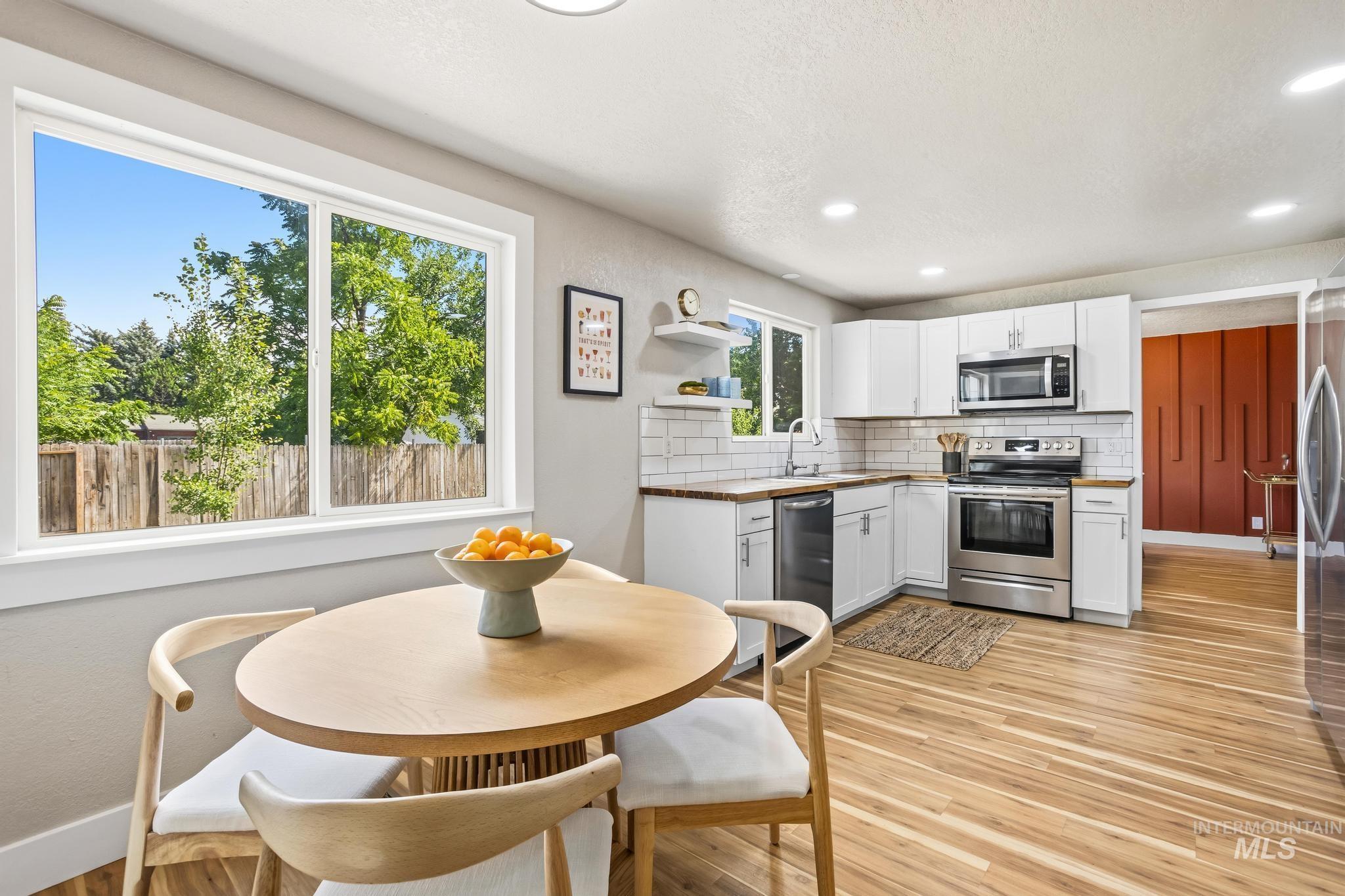 5125 W Redbridge Drive, Boise, Idaho 83703, 4 Bedrooms, 2.5 Bathrooms, Residential For Sale, Price $685,000,MLS 98994422