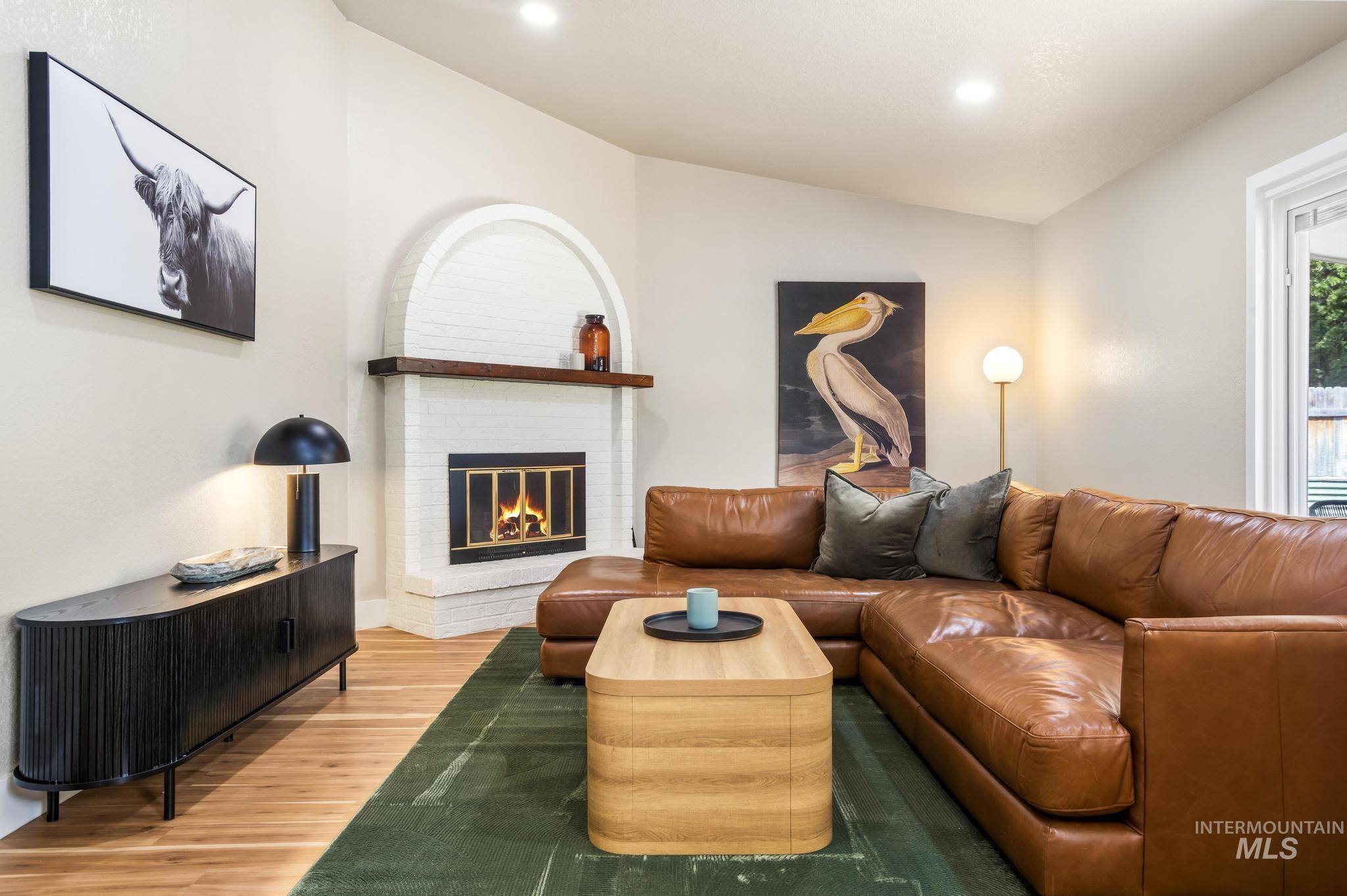 5125 W Redbridge Drive, Boise, Idaho 83703, 4 Bedrooms, 2.5 Bathrooms, Residential For Sale, Price $685,000,MLS 98994422