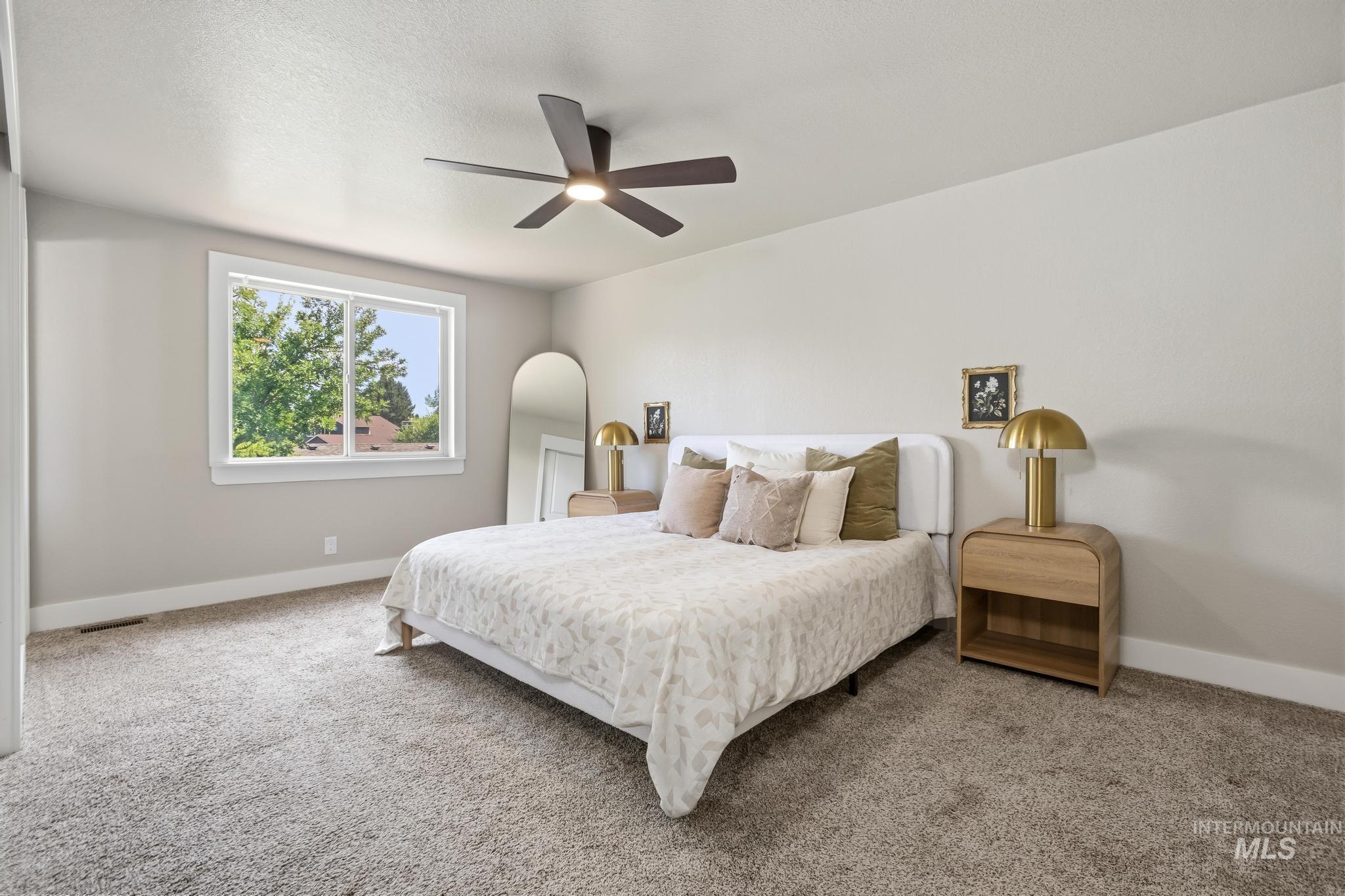 5125 W Redbridge Drive, Boise, Idaho 83703, 4 Bedrooms, 2.5 Bathrooms, Residential For Sale, Price $685,000,MLS 98994422