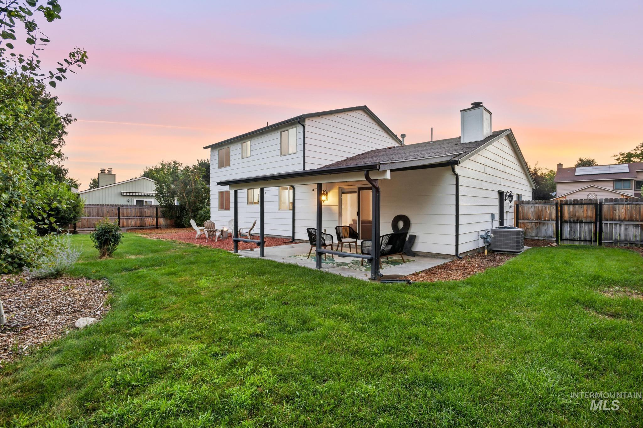 5125 W Redbridge Drive, Boise, Idaho 83703, 4 Bedrooms, 2.5 Bathrooms, Residential For Sale, Price $685,000,MLS 98994422