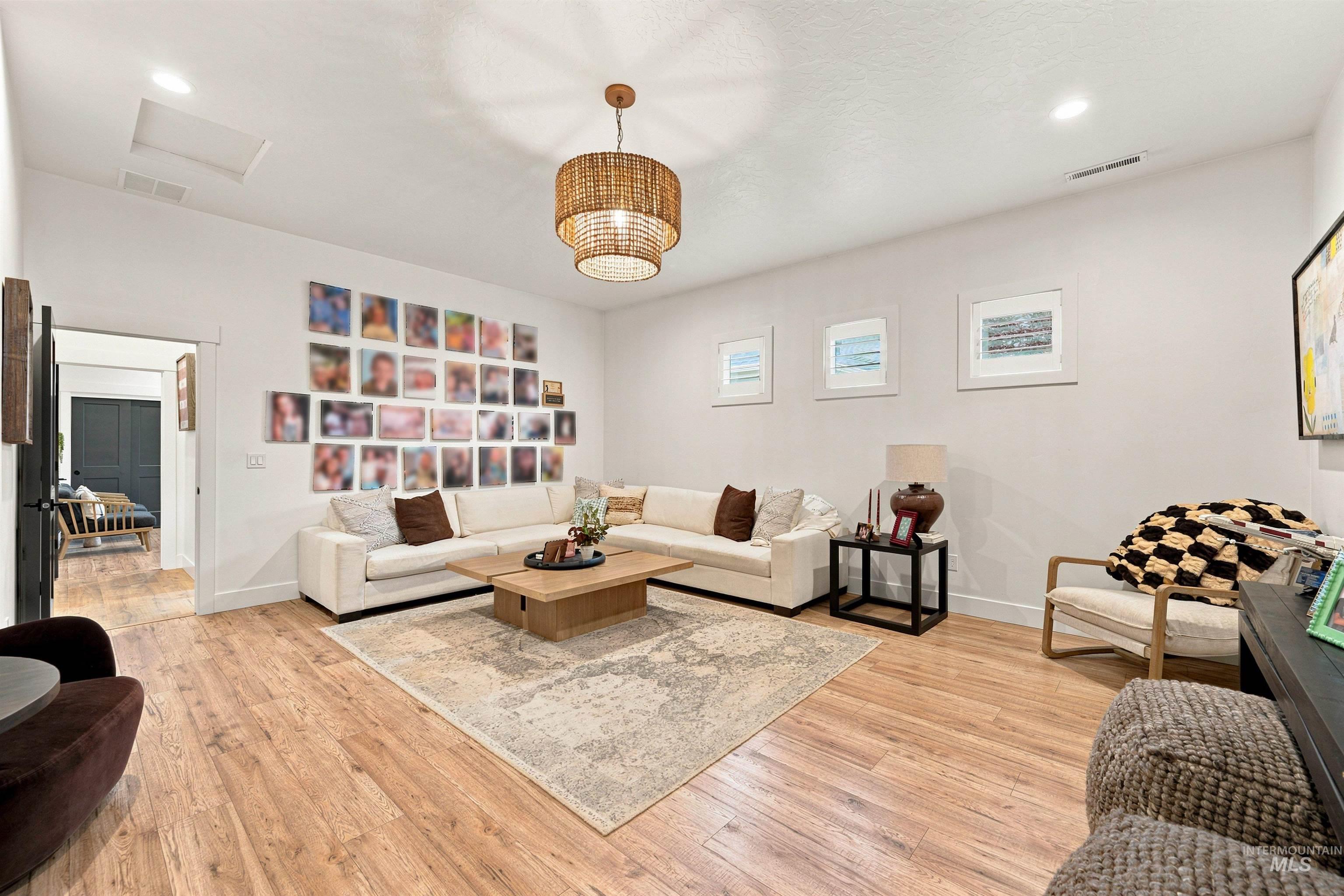 7030 N Maplestone Ave, Meridian, Idaho 83646, 4 Bedrooms, 3 Bathrooms, Residential For Sale, Price $1,235,000,MLS 98994428