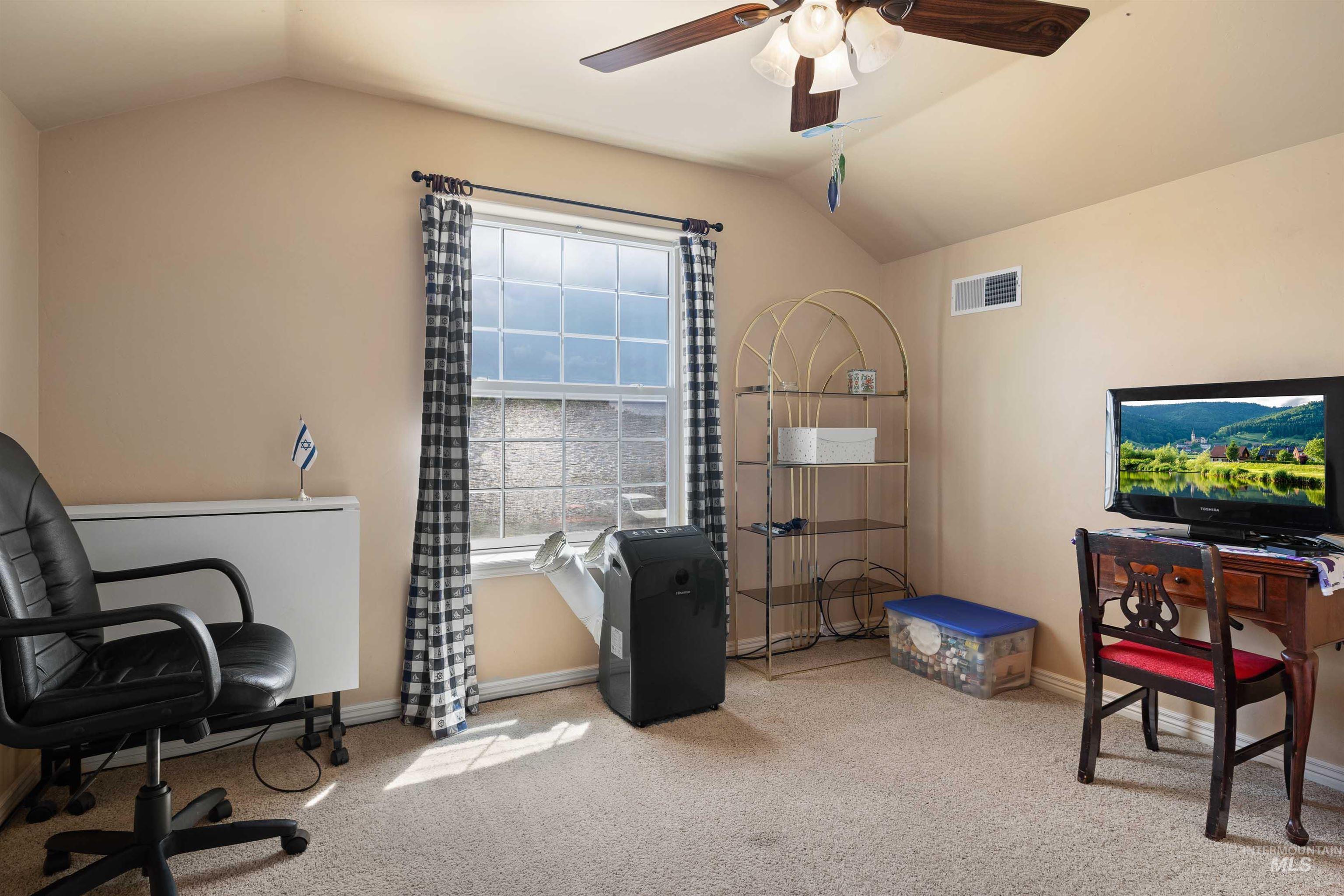 442 Pioneer Path, Twin Falls, Idaho 83301, 3 Bedrooms, 2.5 Bathrooms, Residential For Sale, Price $449,000,MLS 98994429