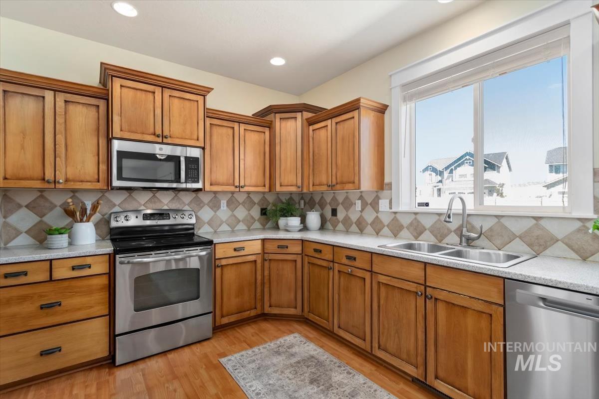 7058 E Obelisks St, Boise, Idaho 83716, 5 Bedrooms, 3.5 Bathrooms, Residential For Sale, Price $750,000,MLS 98994443