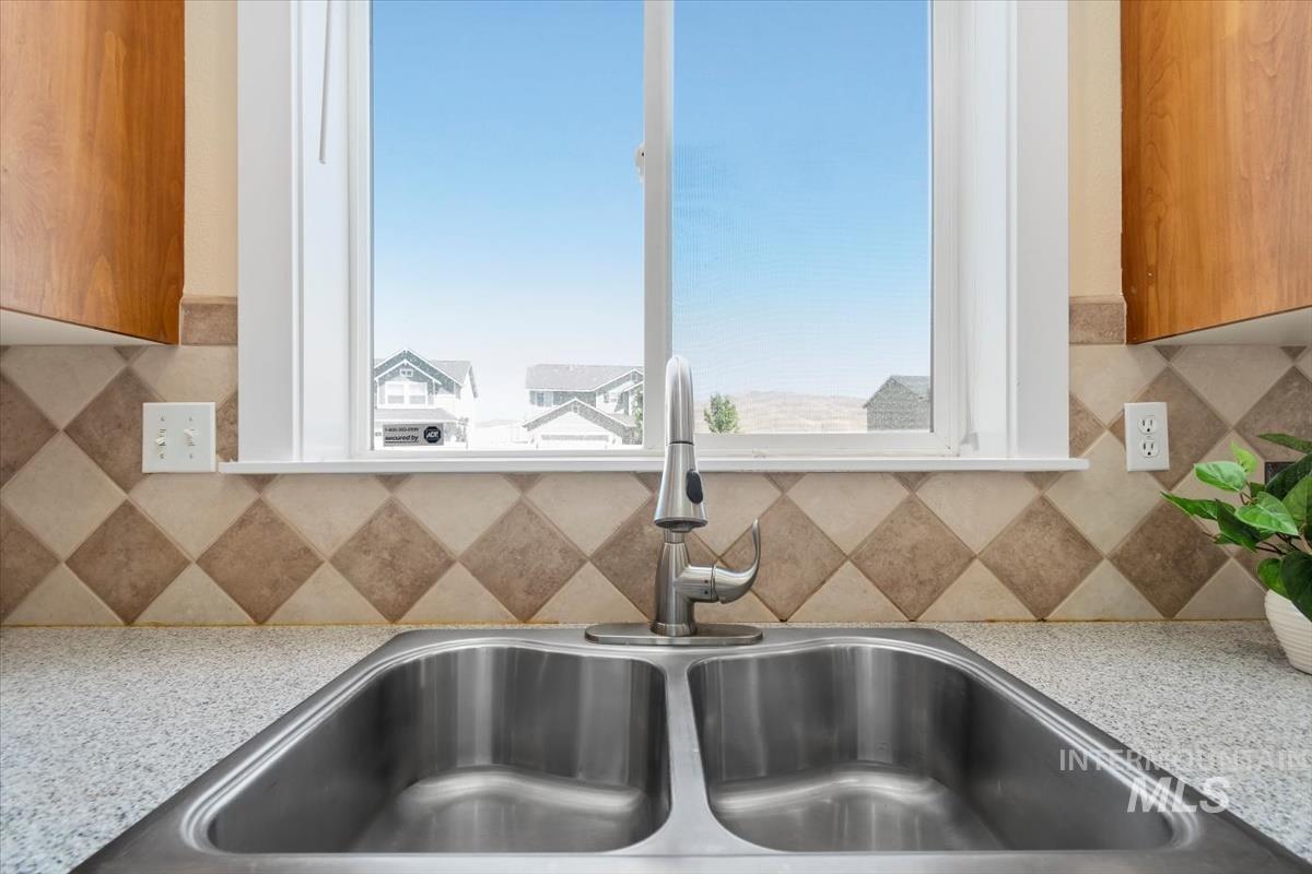 7058 E Obelisks St, Boise, Idaho 83716, 5 Bedrooms, 3.5 Bathrooms, Residential For Sale, Price $750,000,MLS 98994443