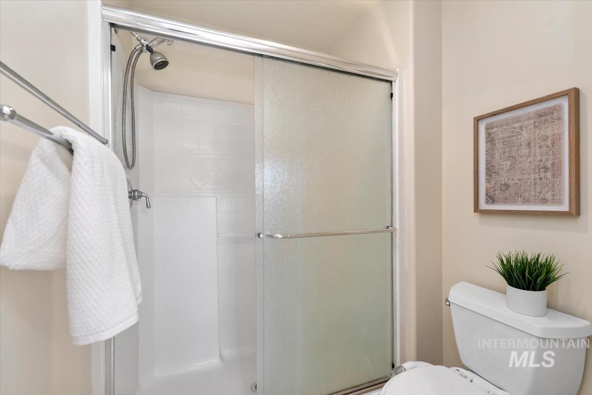 7058 E Obelisks St, Boise, Idaho 83716, 5 Bedrooms, 3.5 Bathrooms, Residential For Sale, Price $750,000,MLS 98994443
