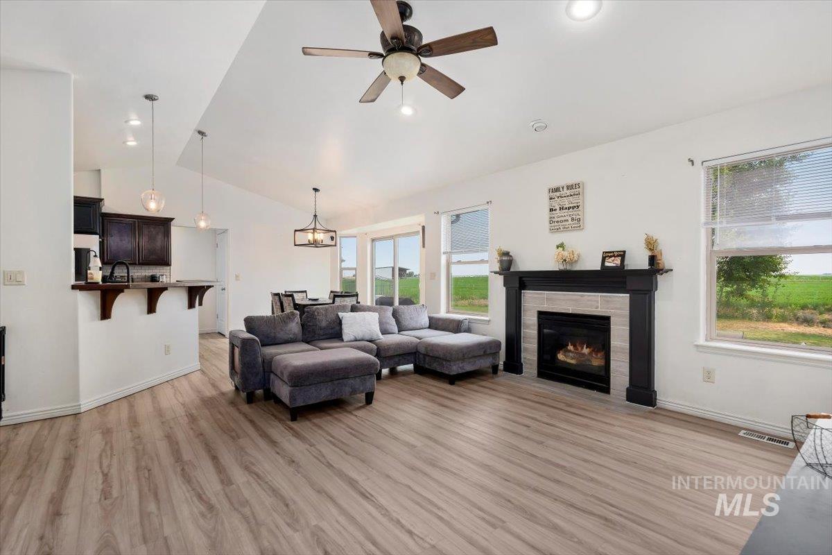 23 N N 950 E, Declo, Idaho 83323, 5 Bedrooms, 3 Bathrooms, Residential For Sale, Price $569,900,MLS 98994465