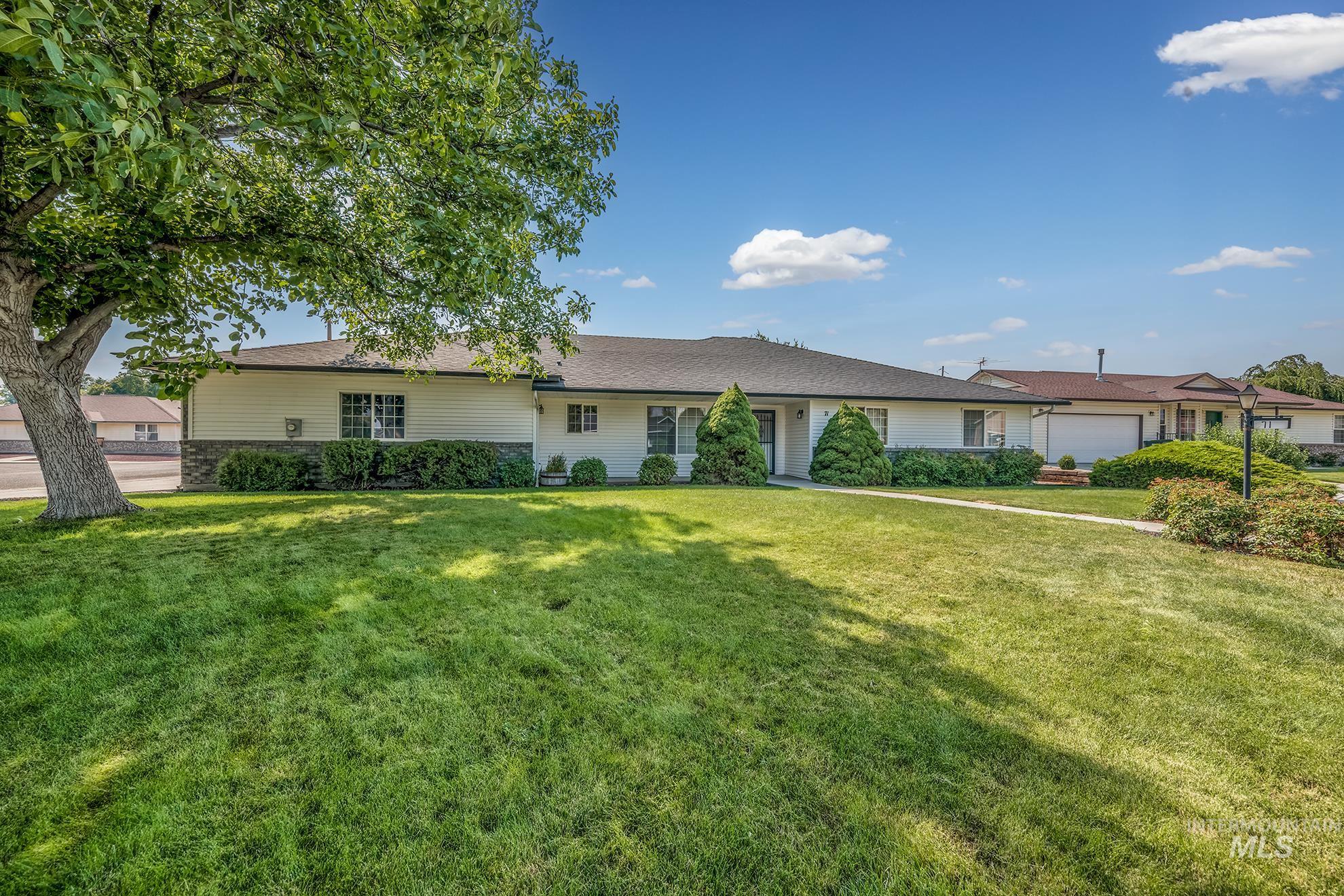 71 SW 18th St., Ontario, Oregon 97914, 3 Bedrooms, 2.5 Bathrooms, Residential For Sale, Price $460,000,MLS 98994469