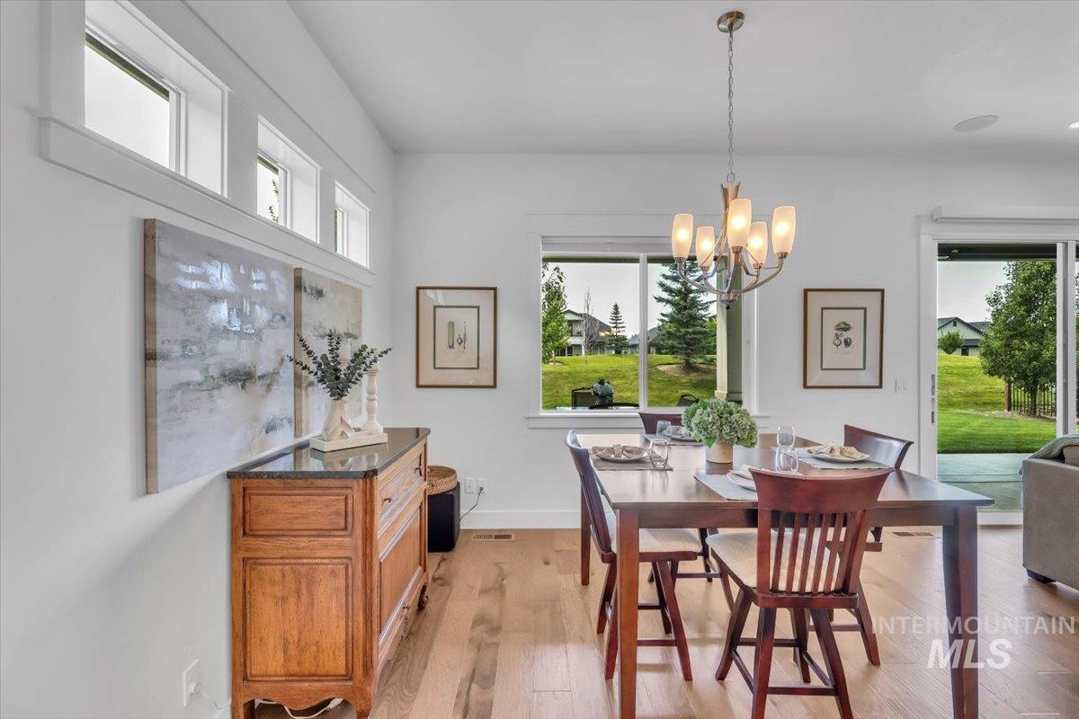 1281 N Diadora Ave, Eagle, Idaho 83616, 4 Bedrooms, 3.5 Bathrooms, Residential For Sale, Price $750,000,MLS 98994472