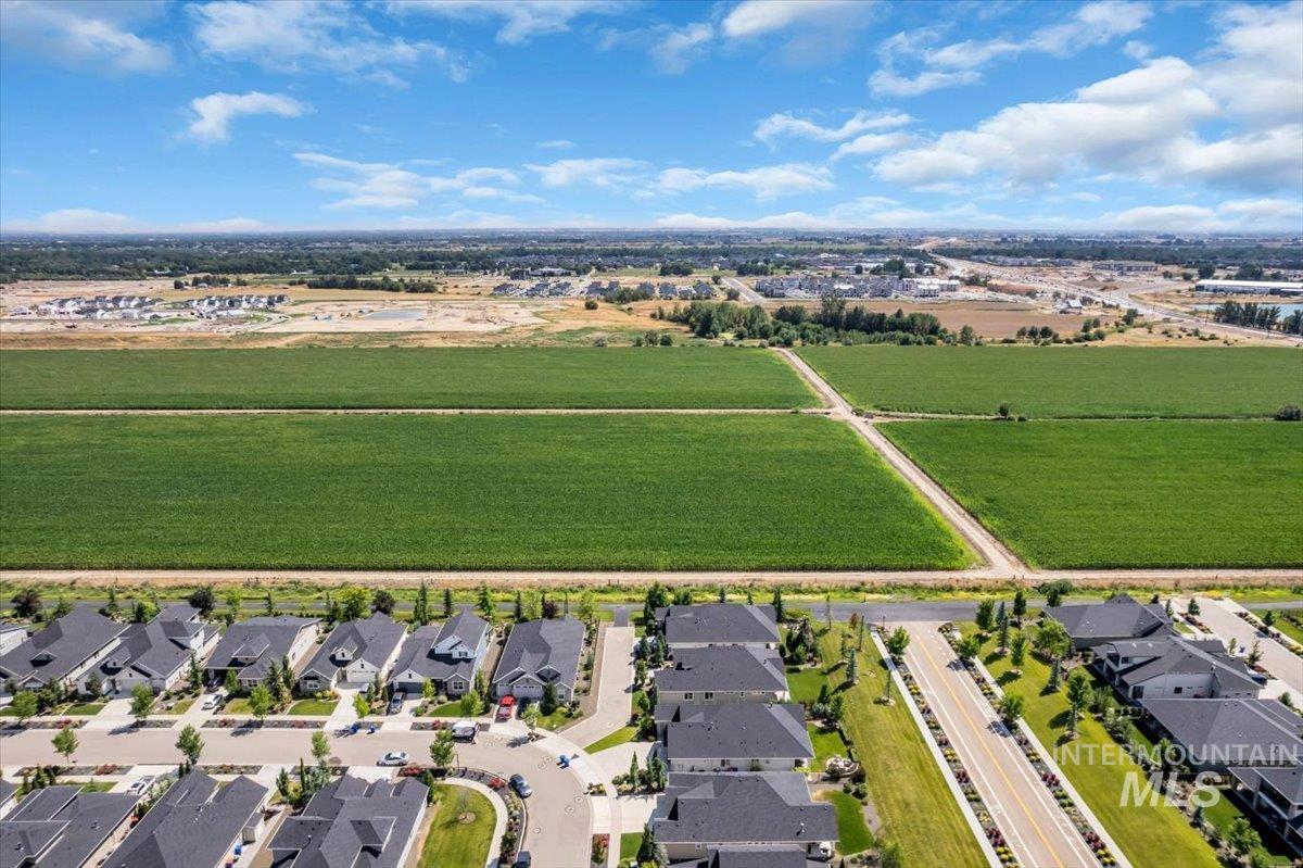 1281 N Diadora Ave, Eagle, Idaho 83616, 4 Bedrooms, 3.5 Bathrooms, Residential For Sale, Price $750,000,MLS 98994472