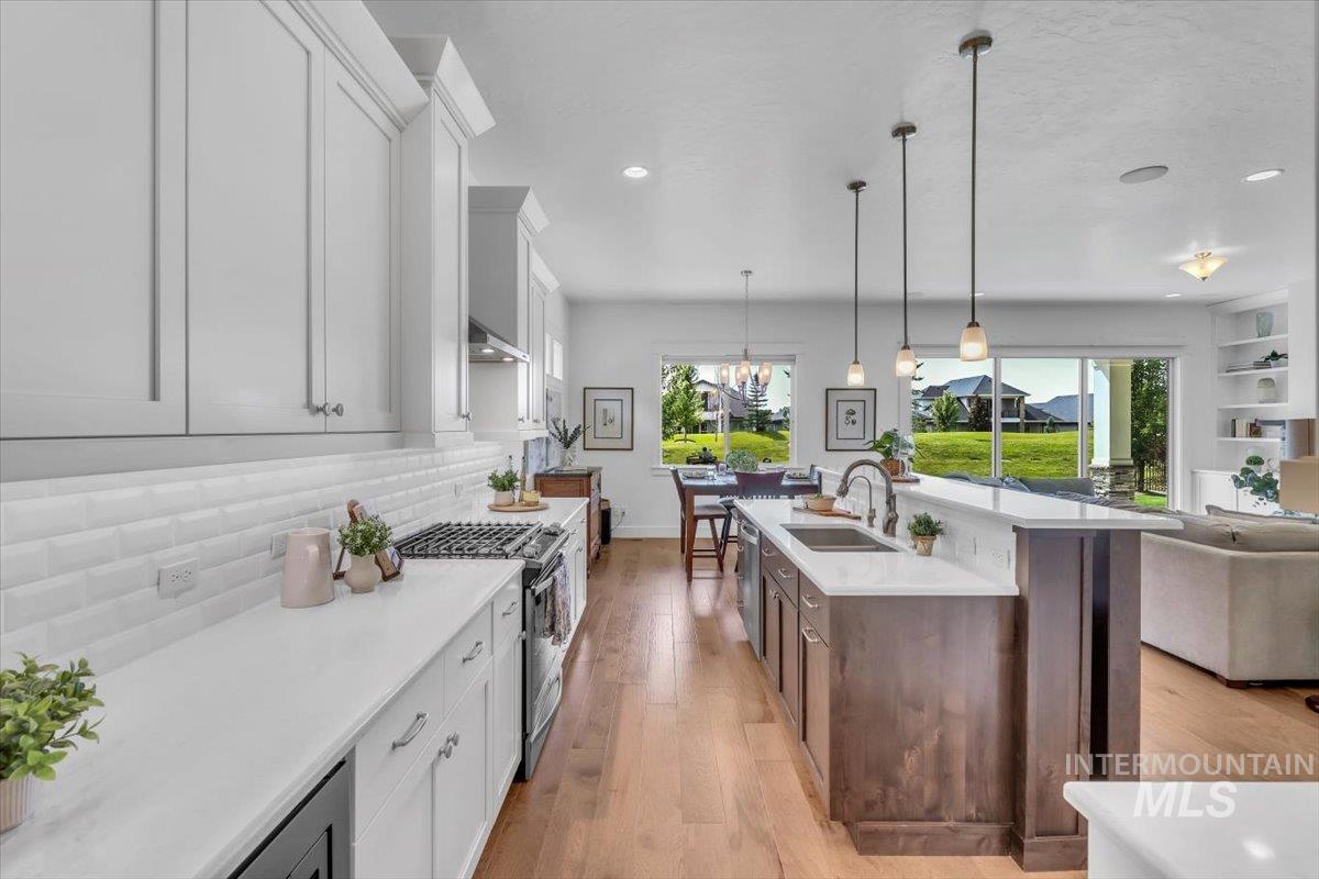 1281 N Diadora Ave, Eagle, Idaho 83616, 4 Bedrooms, 3.5 Bathrooms, Residential For Sale, Price $750,000,MLS 98994472