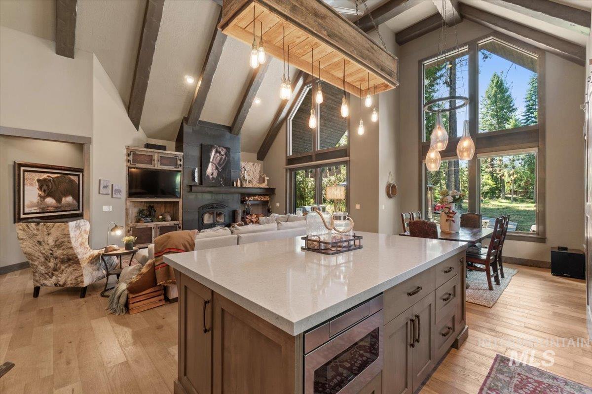 1014 Violet Way, McCall, Idaho 83638, 3 Bedrooms, 2.5 Bathrooms, Residential For Sale, Price $1,595,000, 98994473