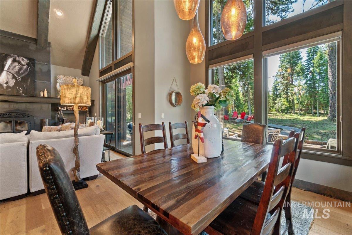 1014 Violet Way, McCall, Idaho 83638, 3 Bedrooms, 2.5 Bathrooms, Residential For Sale, Price $1,595,000, 98994473
