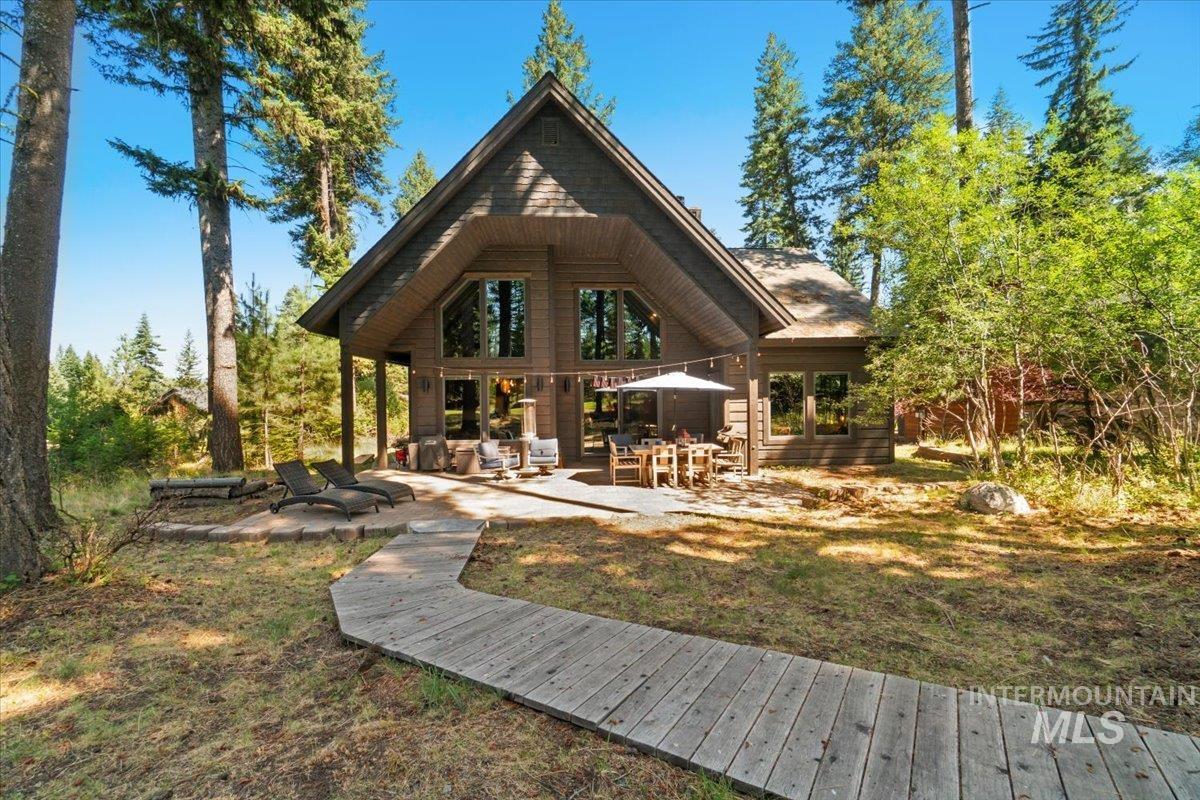1014 Violet Way, McCall, Idaho 83638, 3 Bedrooms, 2.5 Bathrooms, Residential For Sale, Price $1,595,000, 98994473