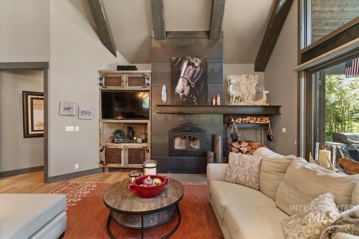 1014 Violet Way, McCall, Idaho 83638, 3 Bedrooms, 2.5 Bathrooms, Residential For Sale, Price $1,595,000, 98994473
