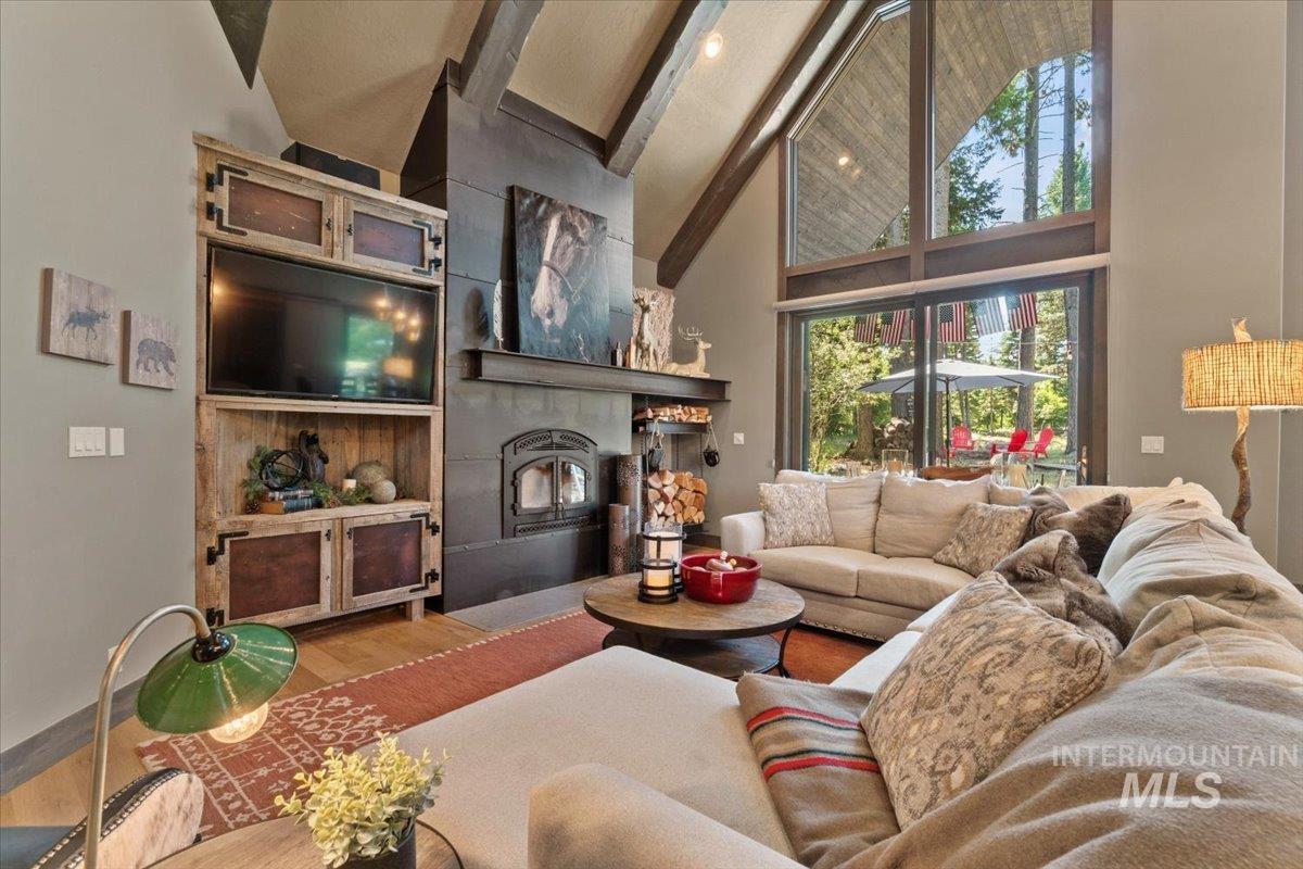 1014 Violet Way, McCall, Idaho 83638, 3 Bedrooms, 2.5 Bathrooms, Residential For Sale, Price $1,595,000, 98994473