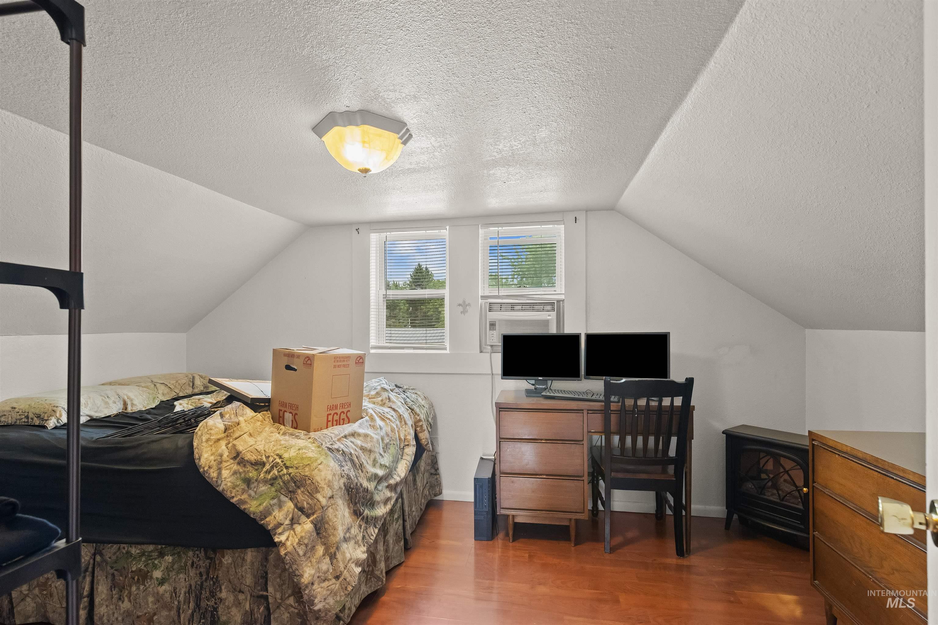 3512 16Th St, Lewiston, Idaho 83501, 3 Bedrooms, 1 Bathroom, Residential For Sale, Price $290,000,MLS 98994477