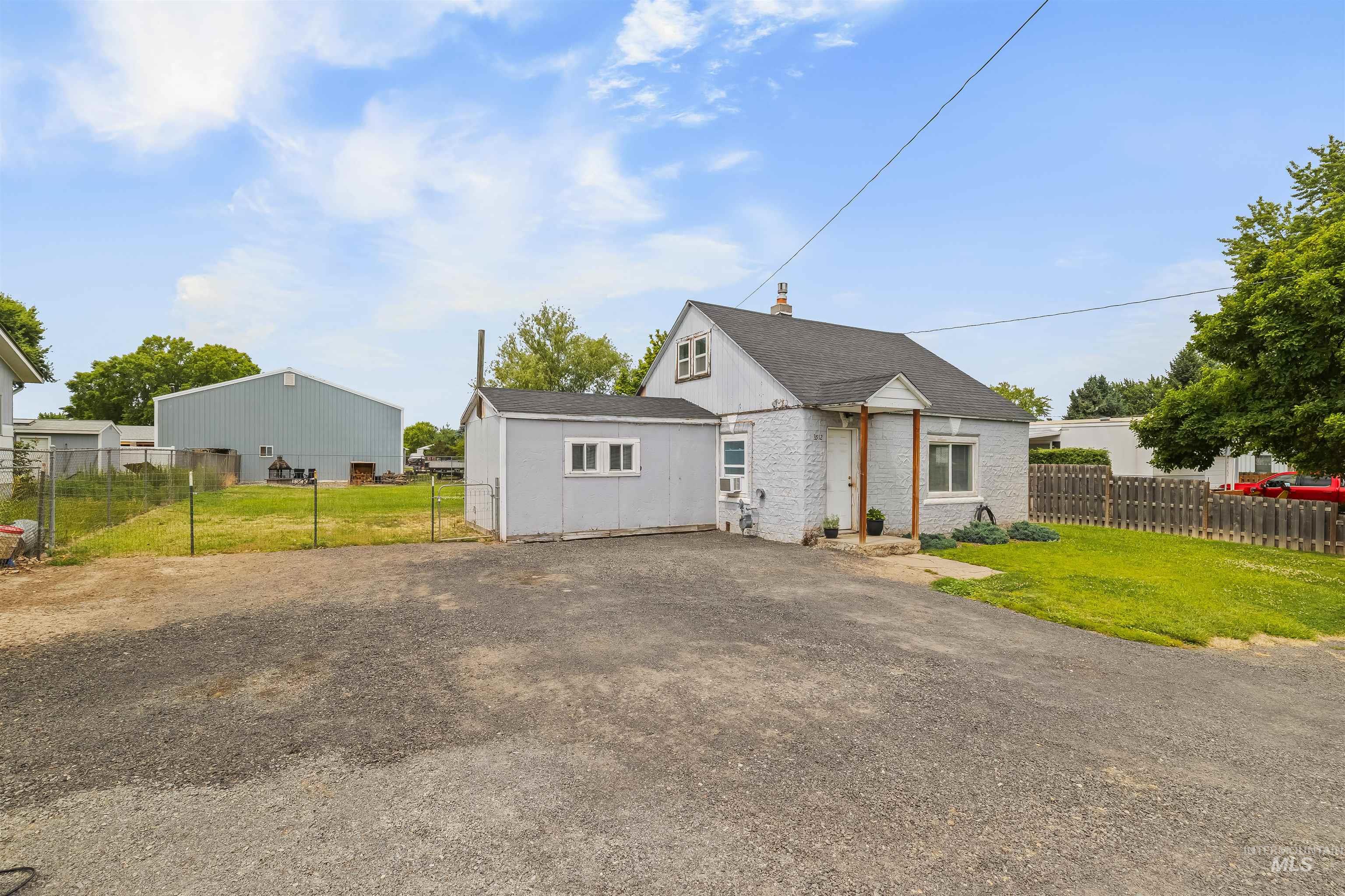 3512 16Th St, Lewiston, Idaho 83501, 3 Bedrooms, 1 Bathroom, Residential For Sale, Price $290,000,MLS 98994477