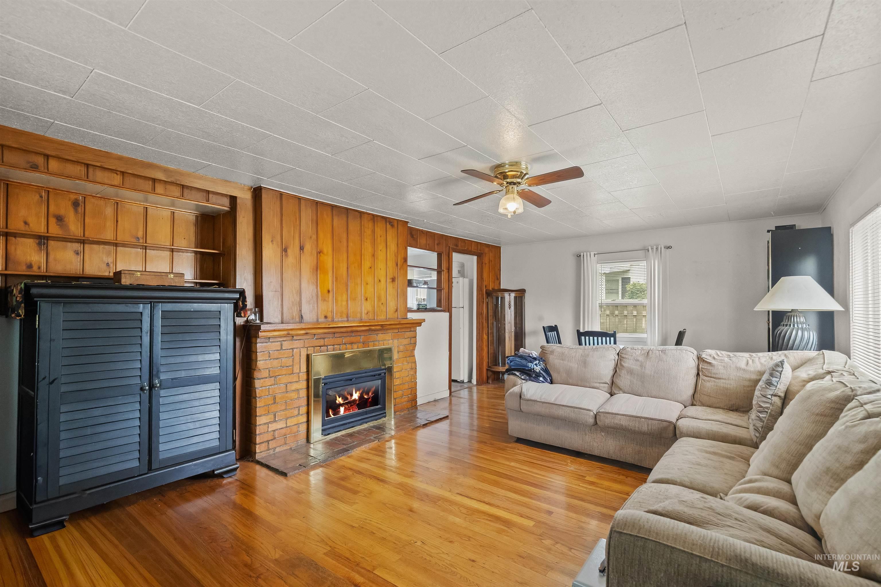 3512 16Th St, Lewiston, Idaho 83501, 3 Bedrooms, 1 Bathroom, Residential For Sale, Price $290,000,MLS 98994477