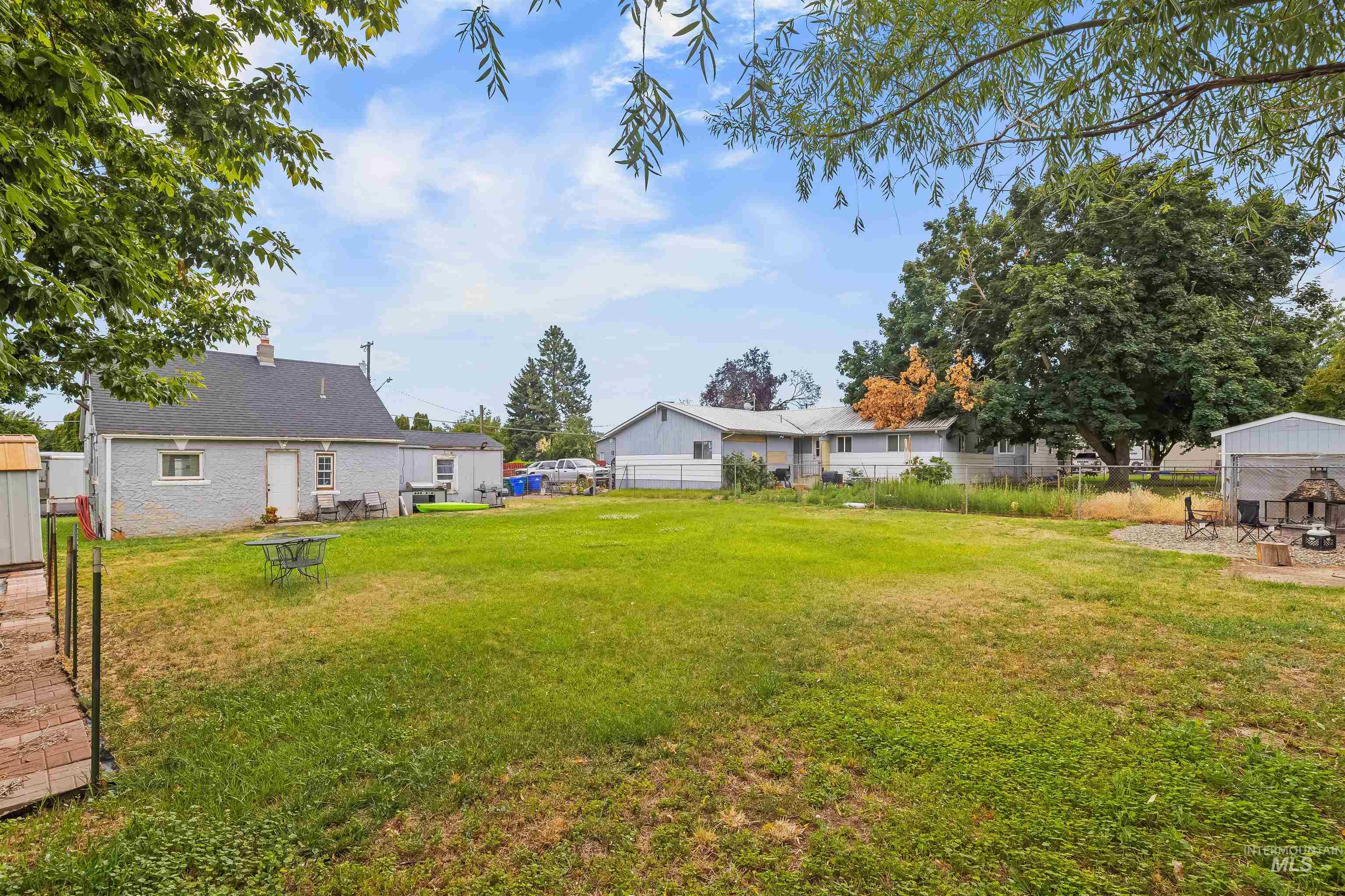 3512 16Th St, Lewiston, Idaho 83501, 3 Bedrooms, 1 Bathroom, Residential For Sale, Price $290,000,MLS 98994477