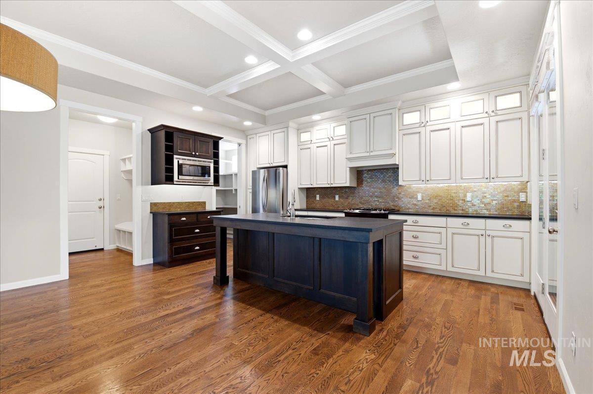5285 E Arrow Junction, Boise, Idaho 83716, 3 Bedrooms, 2.5 Bathrooms, Residential For Sale, Price $900,000,MLS 98994480
