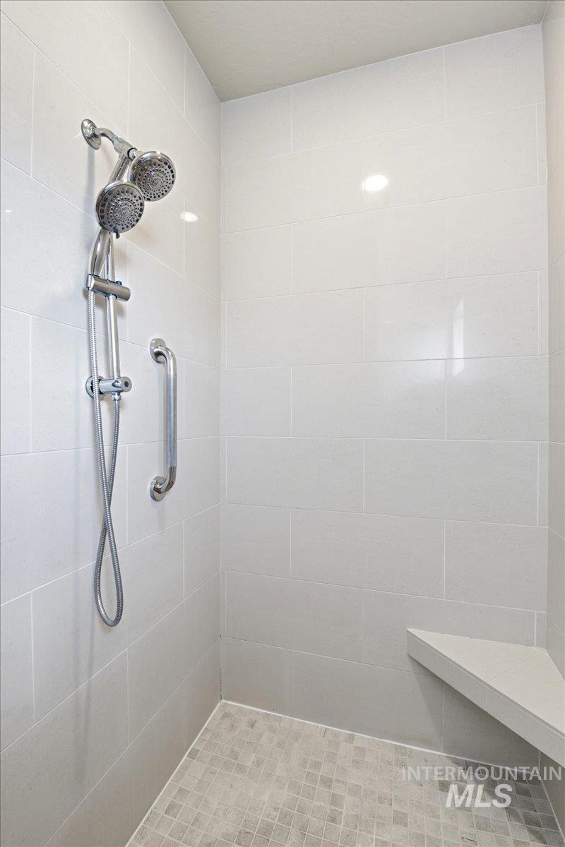 5285 E Arrow Junction, Boise, Idaho 83716, 3 Bedrooms, 2.5 Bathrooms, Residential For Sale, Price $900,000,MLS 98994480