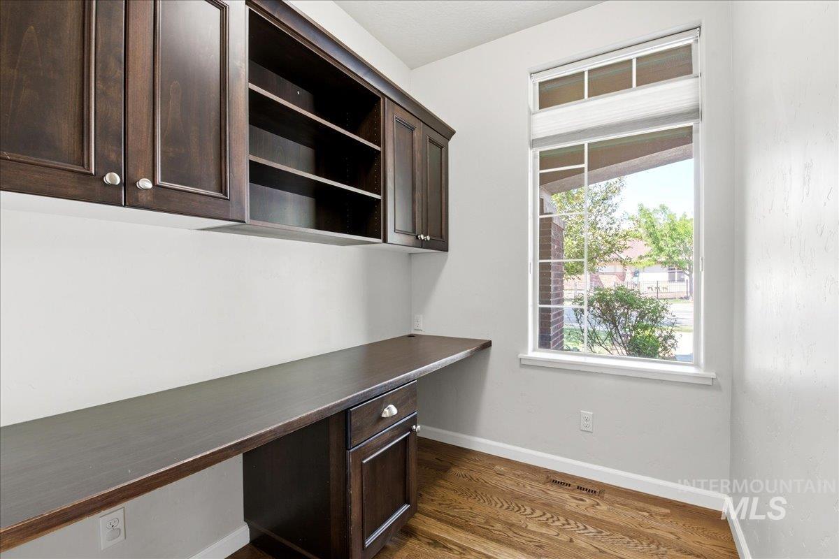5285 E Arrow Junction, Boise, Idaho 83716, 3 Bedrooms, 2.5 Bathrooms, Residential For Sale, Price $900,000,MLS 98994480