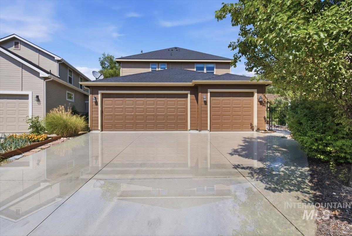 5285 E Arrow Junction, Boise, Idaho 83716, 3 Bedrooms, 2.5 Bathrooms, Residential For Sale, Price $900,000,MLS 98994480