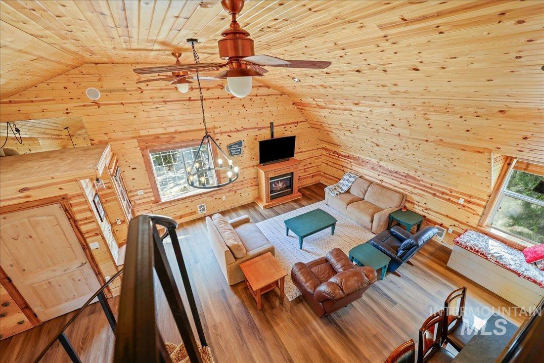 14 Melonie Loop, Cascade, Idaho 83611, 3 Bedrooms, 2 Bathrooms, Residential For Sale, Price $499,999,MLS 98994483