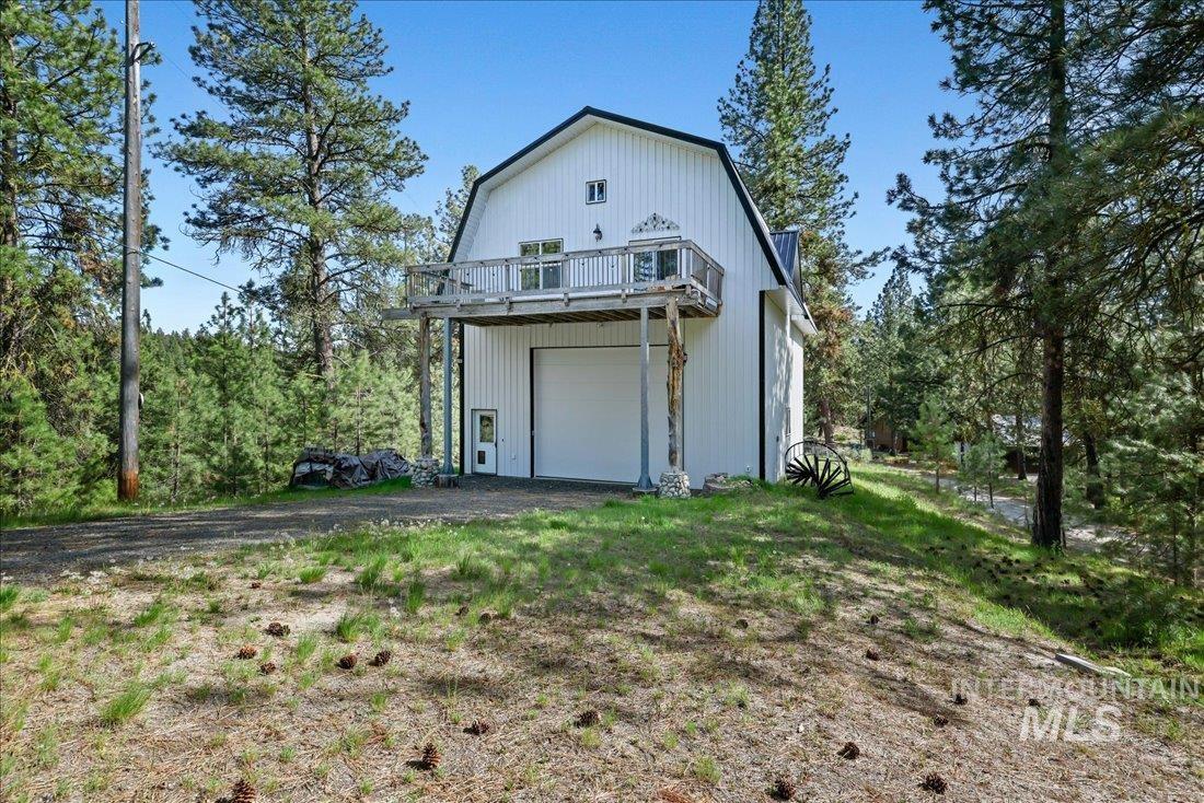 14 Melonie Loop, Cascade, Idaho 83611, 3 Bedrooms, 2 Bathrooms, Residential For Sale, Price $499,999,MLS 98994483