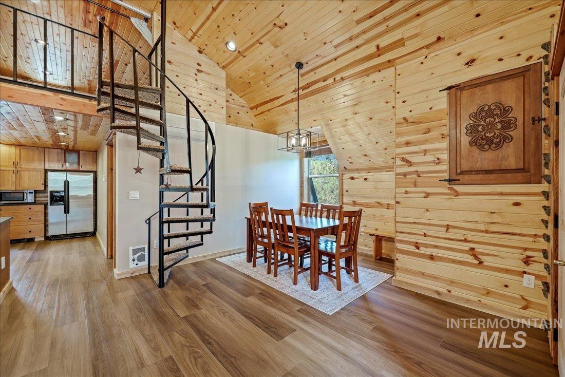 14 Melonie Loop, Cascade, Idaho 83611, 3 Bedrooms, 2 Bathrooms, Residential For Sale, Price $499,999,MLS 98994483