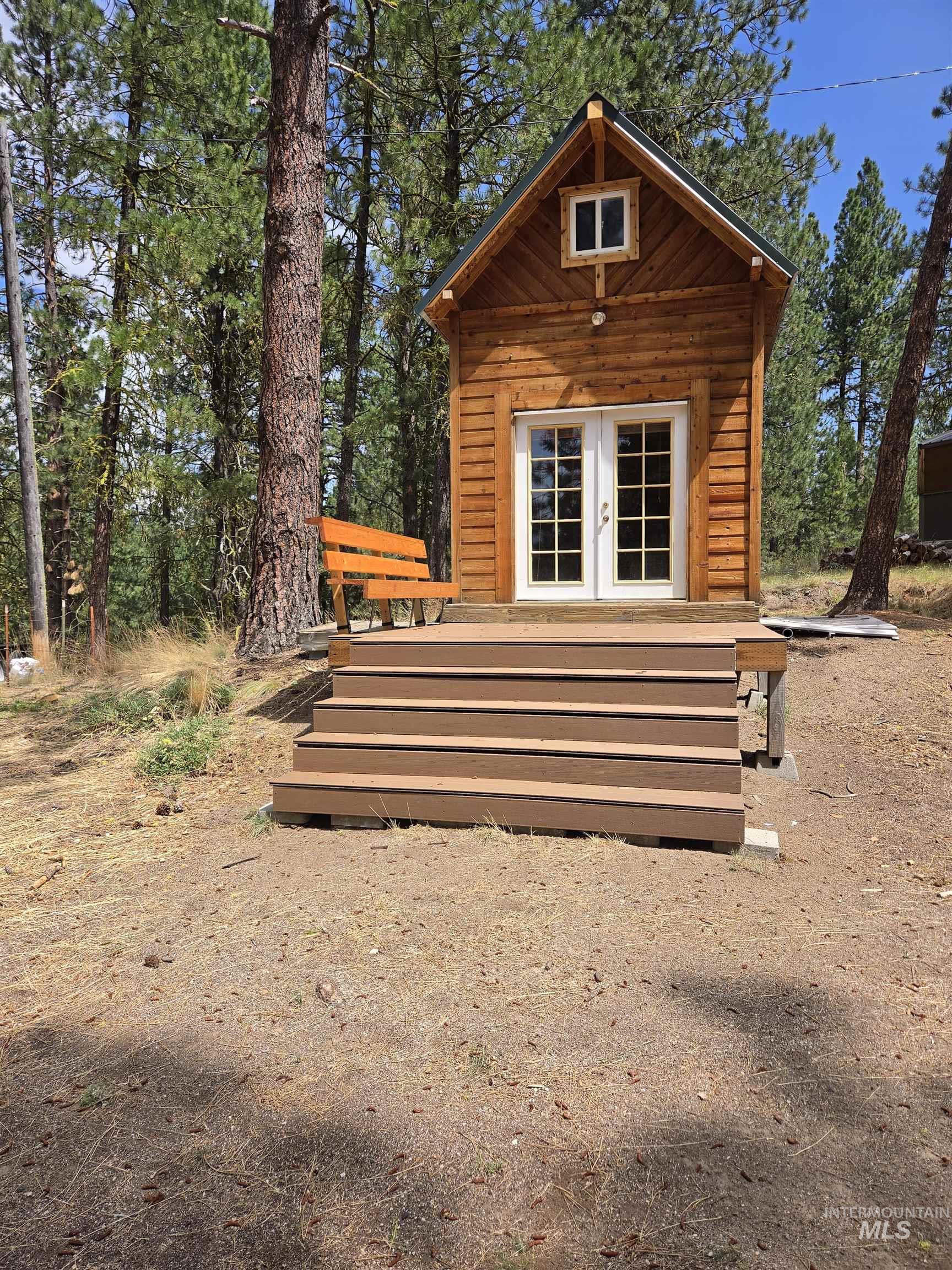 14 Melonie Loop, Cascade, Idaho 83611, 3 Bedrooms, 2 Bathrooms, Residential For Sale, Price $499,999,MLS 98994483