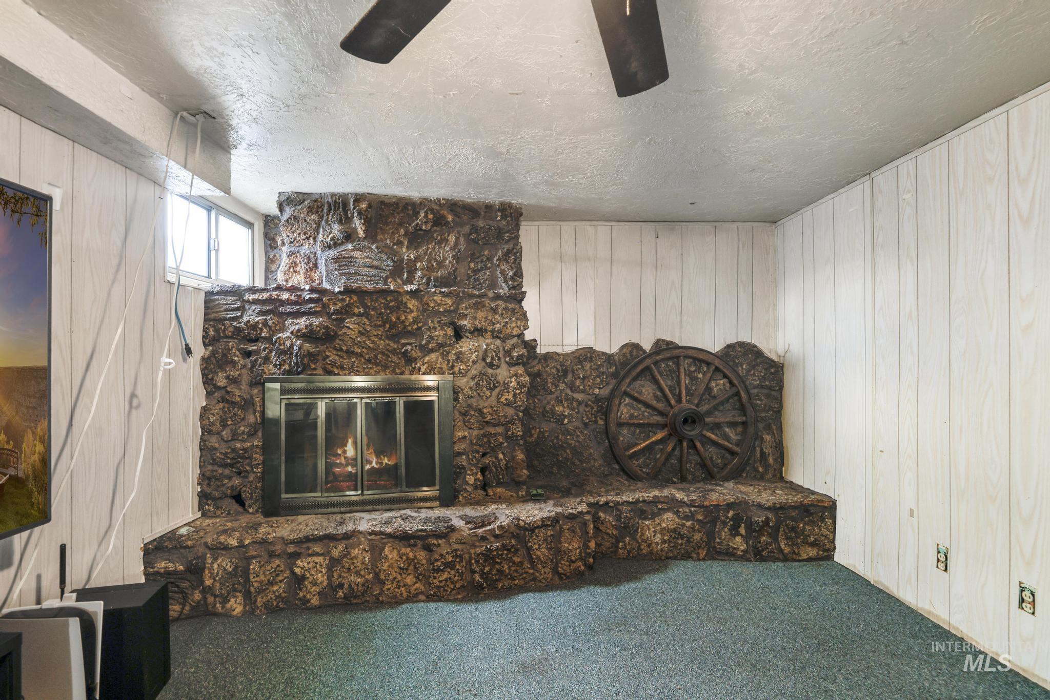 305 Borah Avenue, Twin Falls, Idaho 83301, 3 Bedrooms, 2 Bathrooms, Residential For Sale, Price $319,000,MLS 98994485