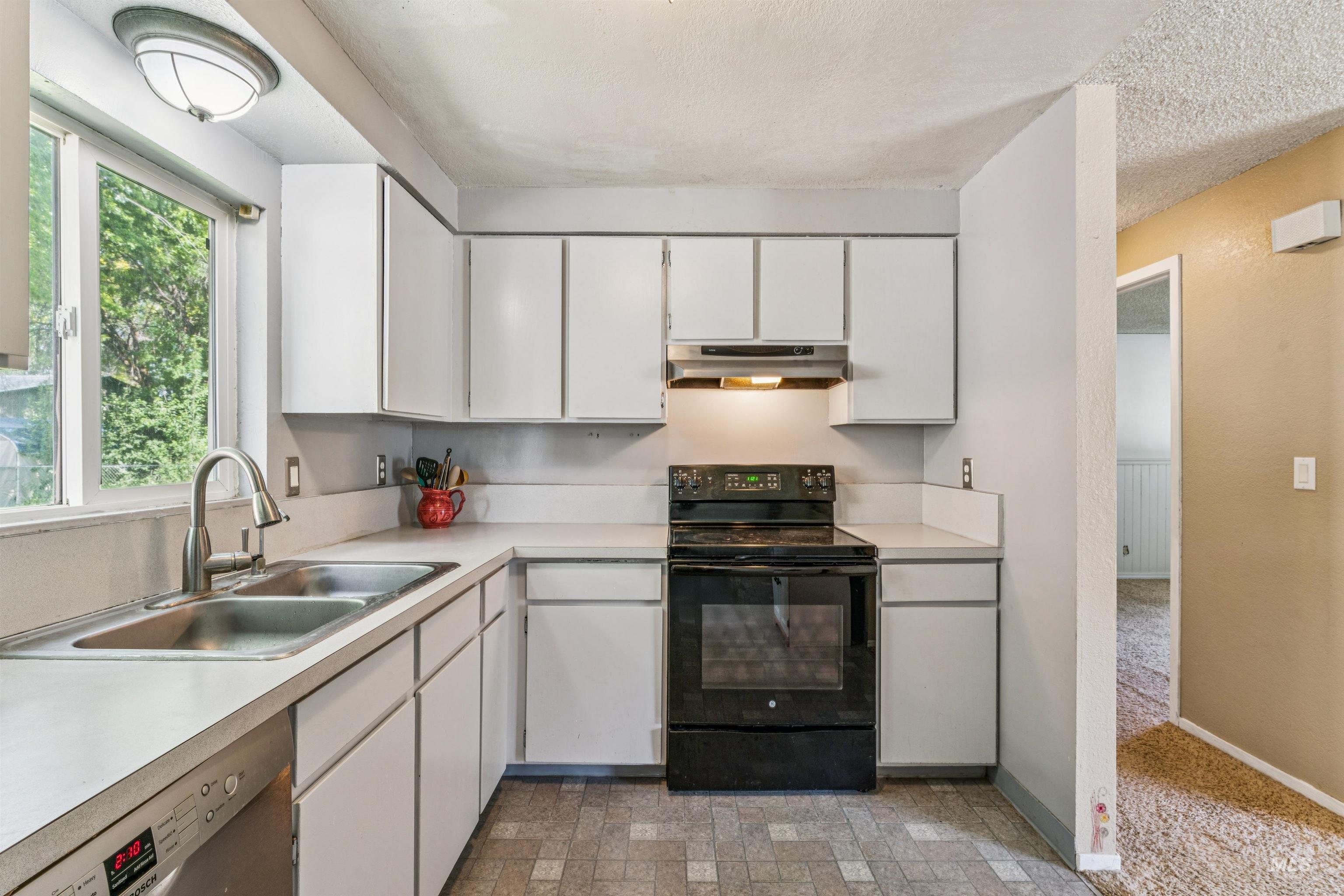 6565 S Southdale Ave, Boise, Idaho 83709, 3 Bedrooms, 1 Bathroom, Residential For Sale, Price $414,900,MLS 98994492