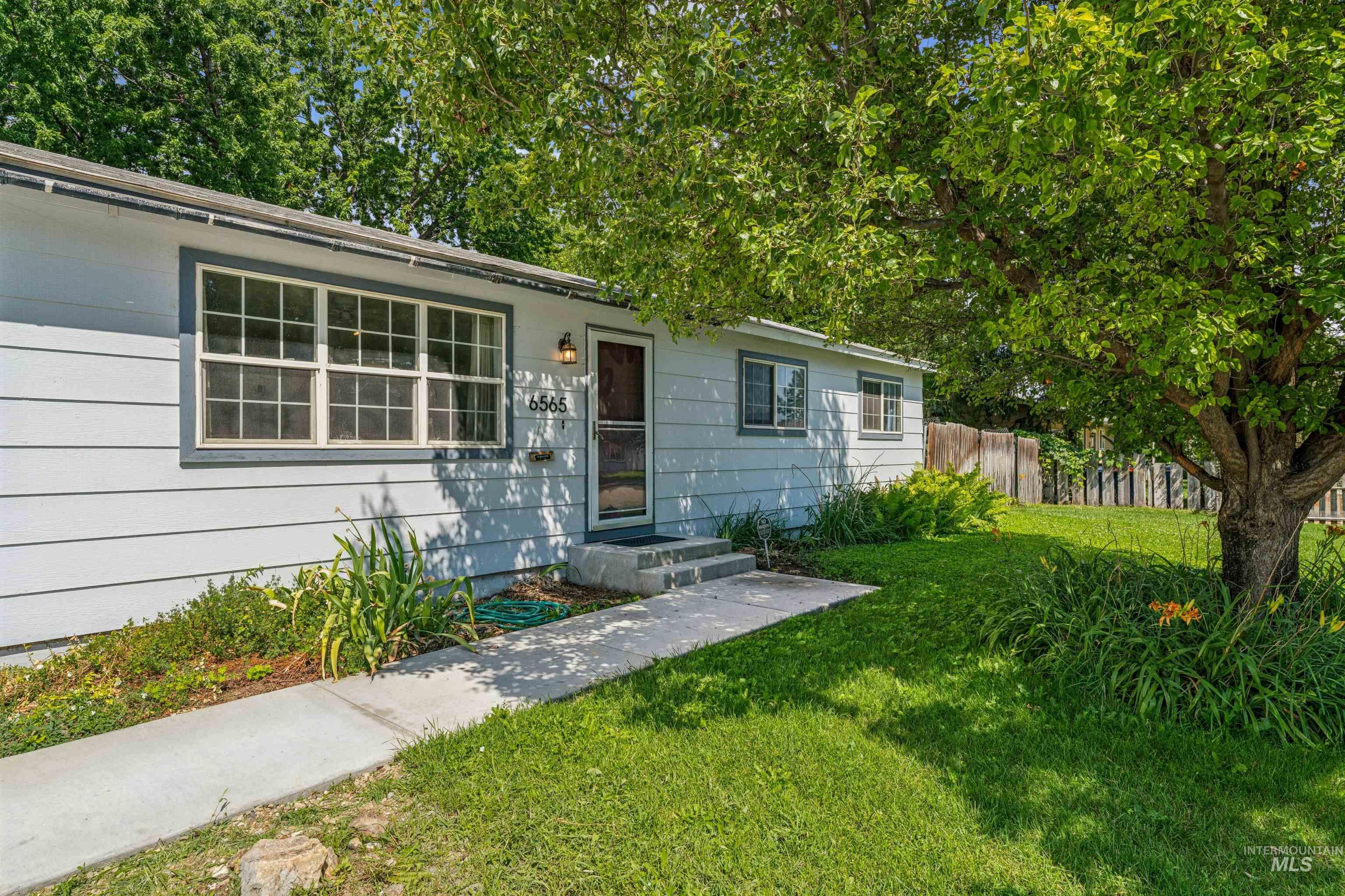 6565 S Southdale Ave, Boise, Idaho 83709, 3 Bedrooms, 1 Bathroom, Residential For Sale, Price $414,900,MLS 98994492