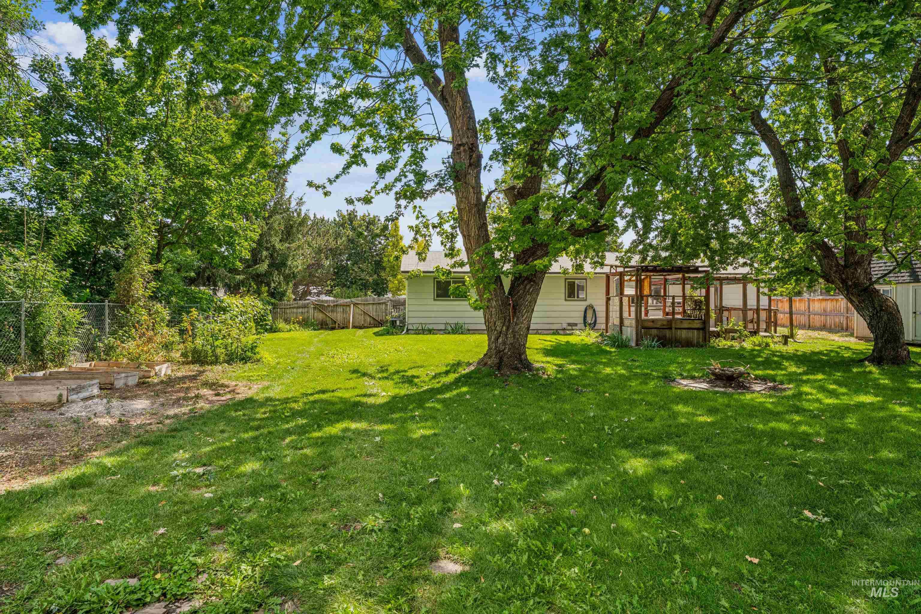 6565 S Southdale Ave, Boise, Idaho 83709, 3 Bedrooms, 1 Bathroom, Residential For Sale, Price $414,900,MLS 98994492
