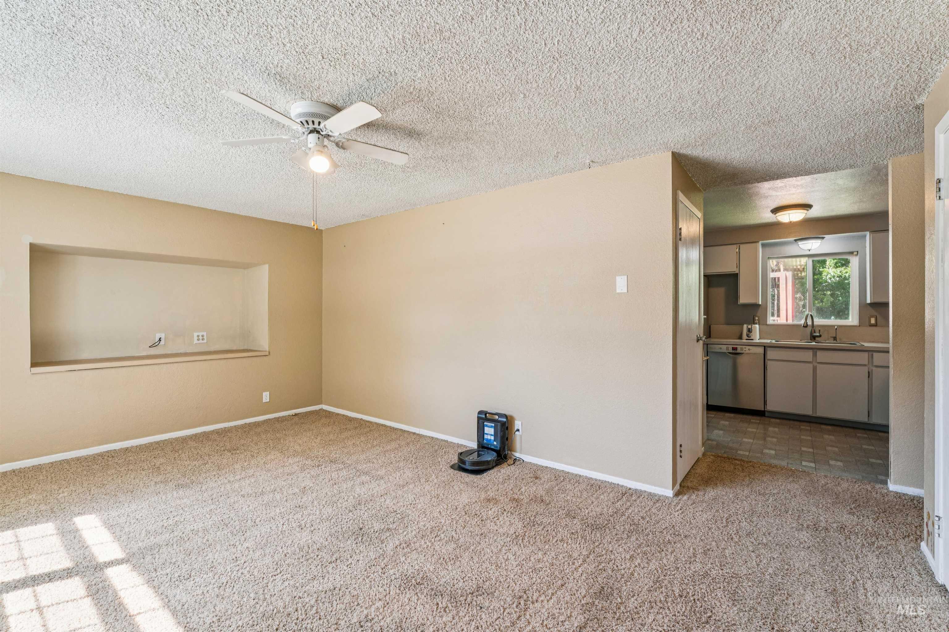 6565 S Southdale Ave, Boise, Idaho 83709, 3 Bedrooms, 1 Bathroom, Residential For Sale, Price $414,900,MLS 98994492