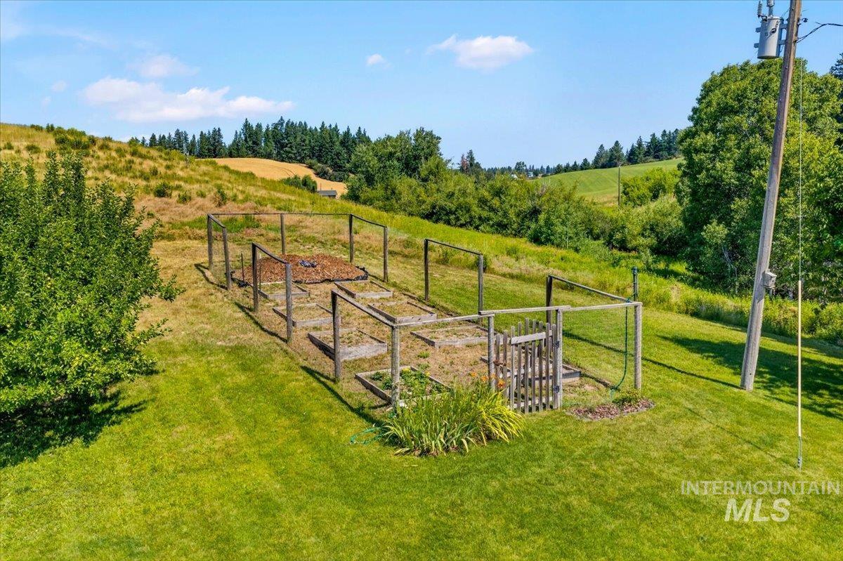 1071 Reynolds Rd, Princeton, Idaho 83857, 2 Bedrooms, 1.5 Bathrooms, Residential For Sale, Price $475,000,MLS 98994496