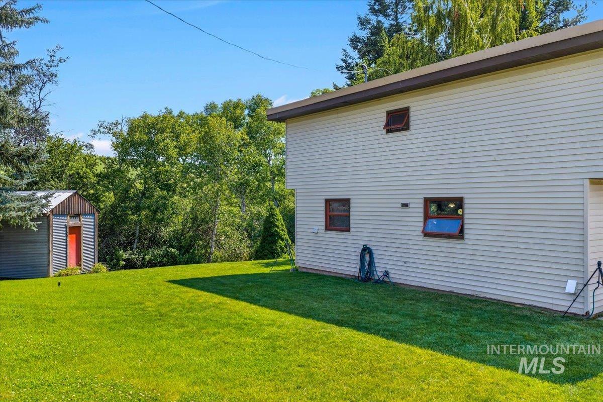 1071 Reynolds Rd, Princeton, Idaho 83857, 2 Bedrooms, 1.5 Bathrooms, Residential For Sale, Price $475,000,MLS 98994496