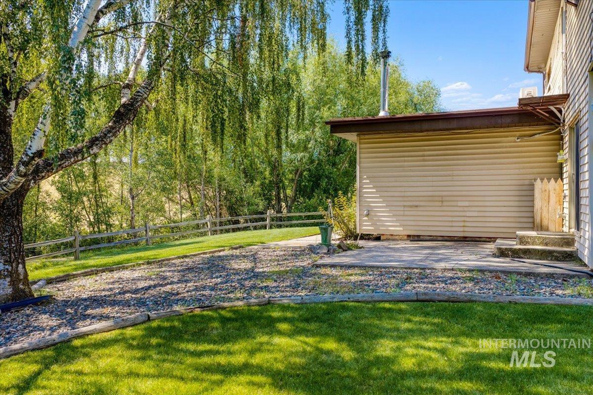 1071 Reynolds Rd, Princeton, Idaho 83857, 2 Bedrooms, 1.5 Bathrooms, Residential For Sale, Price $475,000,MLS 98994496