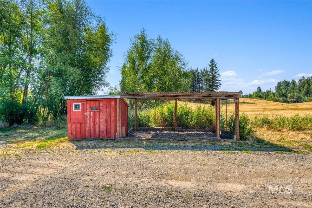 1071 Reynolds Rd, Princeton, Idaho 83857, 2 Bedrooms, 1.5 Bathrooms, Residential For Sale, Price $475,000,MLS 98994496