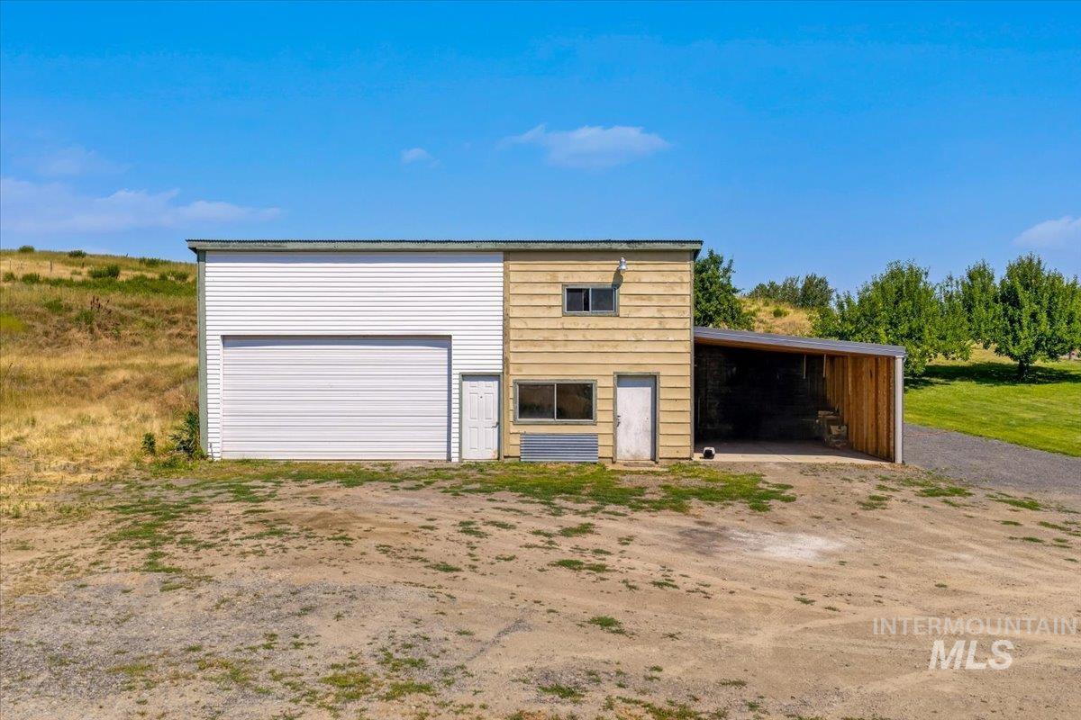 1071 Reynolds Rd, Princeton, Idaho 83857, 2 Bedrooms, 1.5 Bathrooms, Residential For Sale, Price $475,000,MLS 98994496