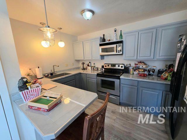 411 29Th St, Lewiston, Idaho 83501, 2 Bedrooms, 1 Bathroom, Residential Income For Sale, Price $329,000,MLS 98994498