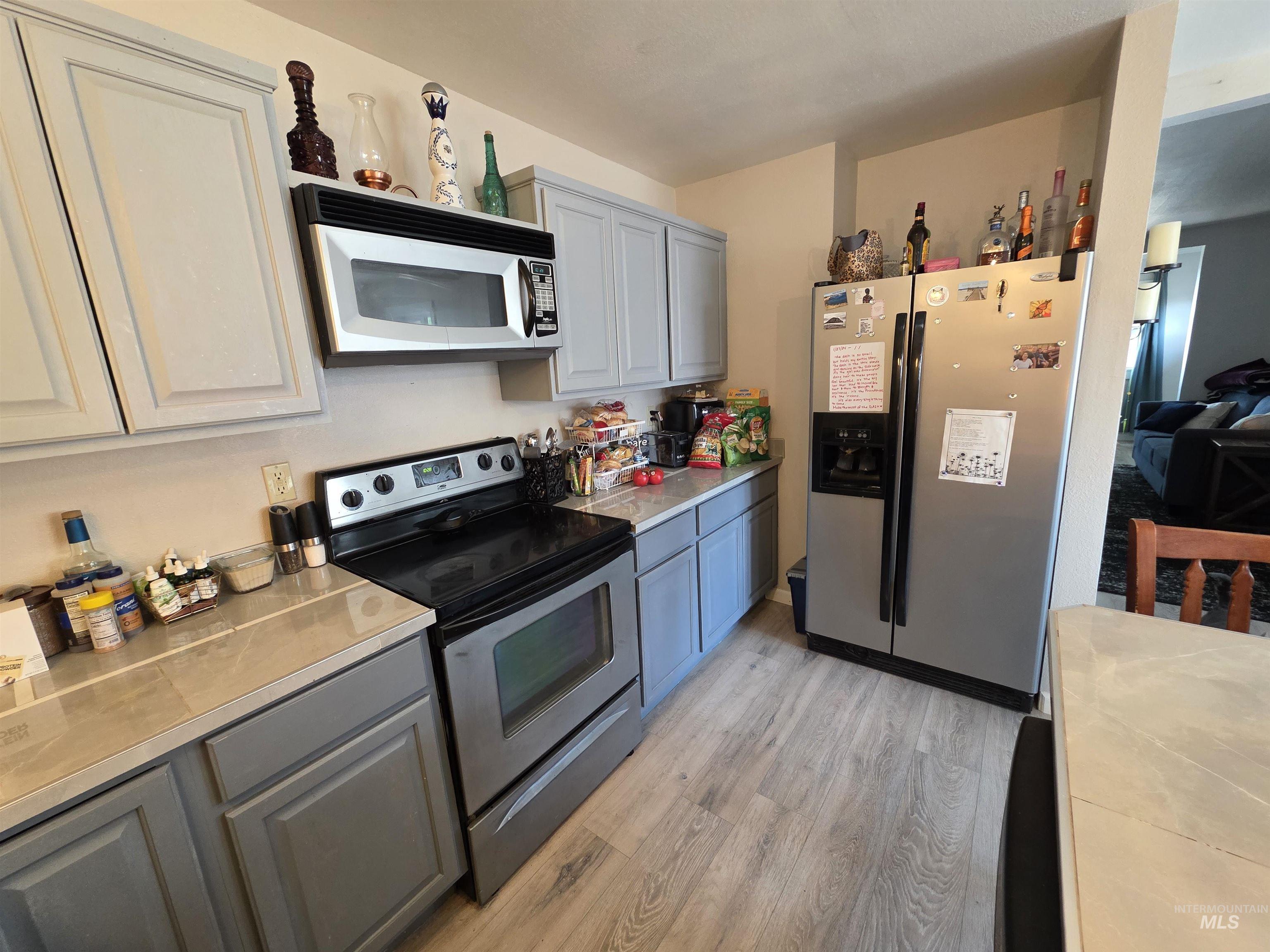 411 29Th St, Lewiston, Idaho 83501, 2 Bedrooms, 1 Bathroom, Residential Income For Sale, Price $329,000,MLS 98994498