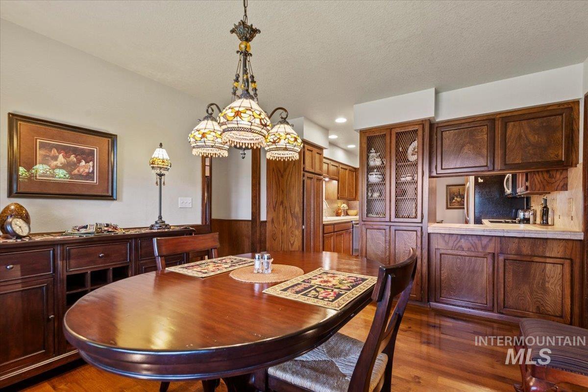 818 Winther Blvd, Nampa, Idaho 83651, 5 Bedrooms, 3 Bathrooms, Residential For Sale, Price $875,000,MLS 98994501