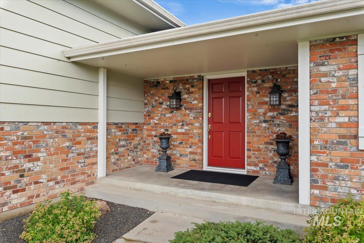 818 Winther Blvd, Nampa, Idaho 83651, 5 Bedrooms, 3 Bathrooms, Residential For Sale, Price $875,000,MLS 98994501