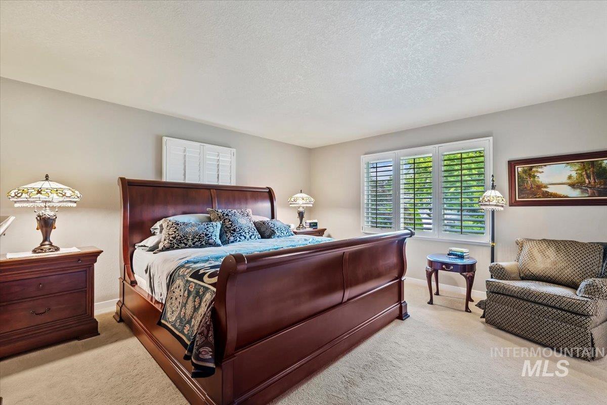 818 Winther Blvd, Nampa, Idaho 83651, 5 Bedrooms, 3 Bathrooms, Residential For Sale, Price $875,000,MLS 98994501