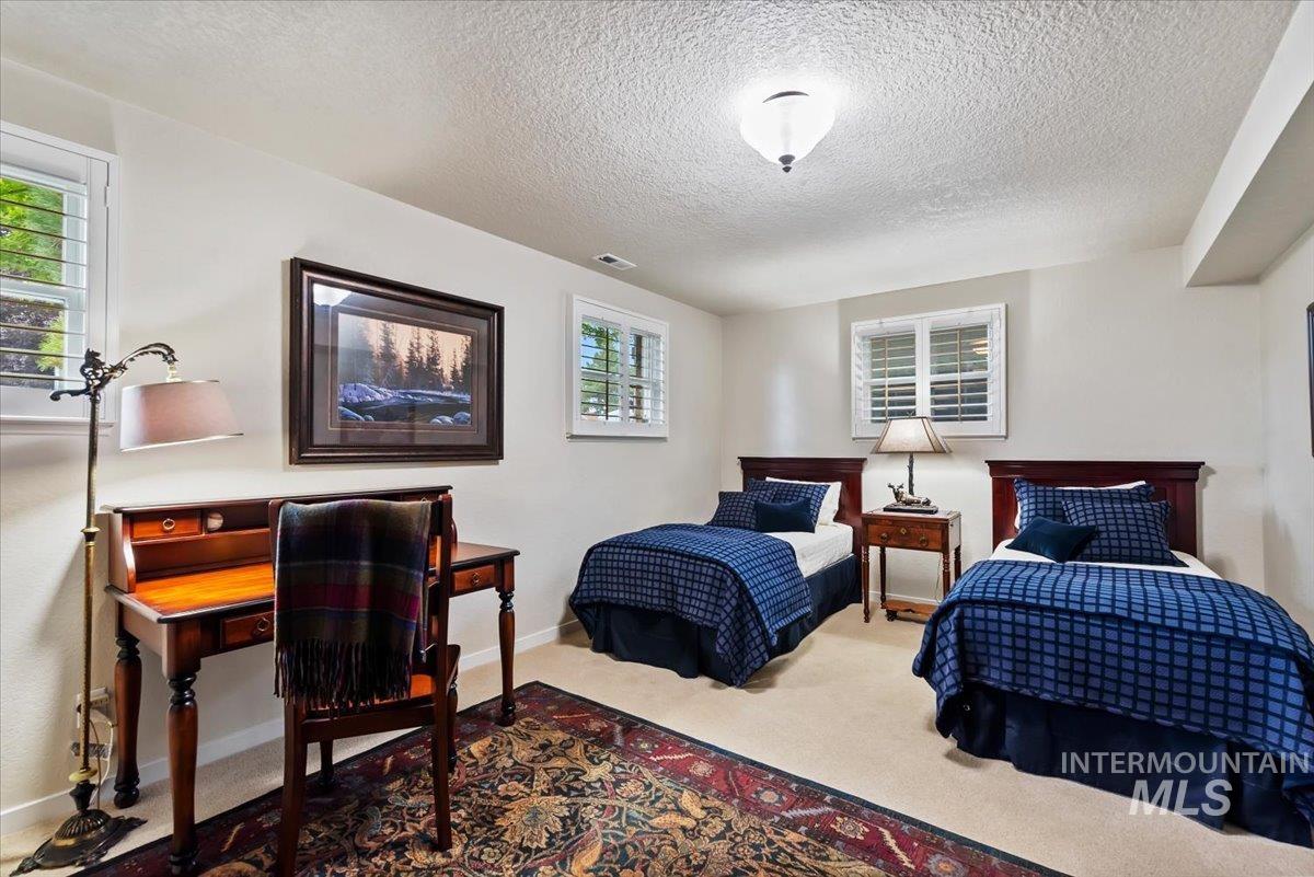 818 Winther Blvd, Nampa, Idaho 83651, 5 Bedrooms, 3 Bathrooms, Residential For Sale, Price $875,000, 98994501