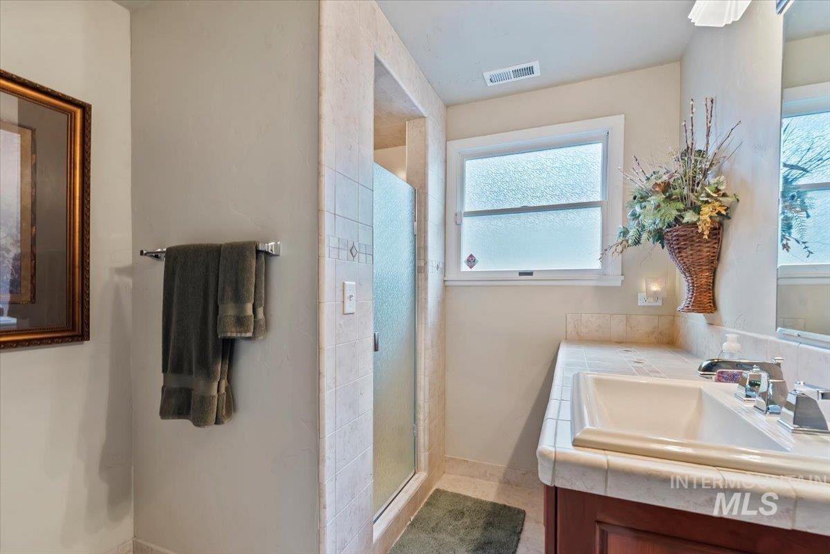 818 Winther Blvd, Nampa, Idaho 83651, 5 Bedrooms, 3 Bathrooms, Residential For Sale, Price $875,000,MLS 98994501