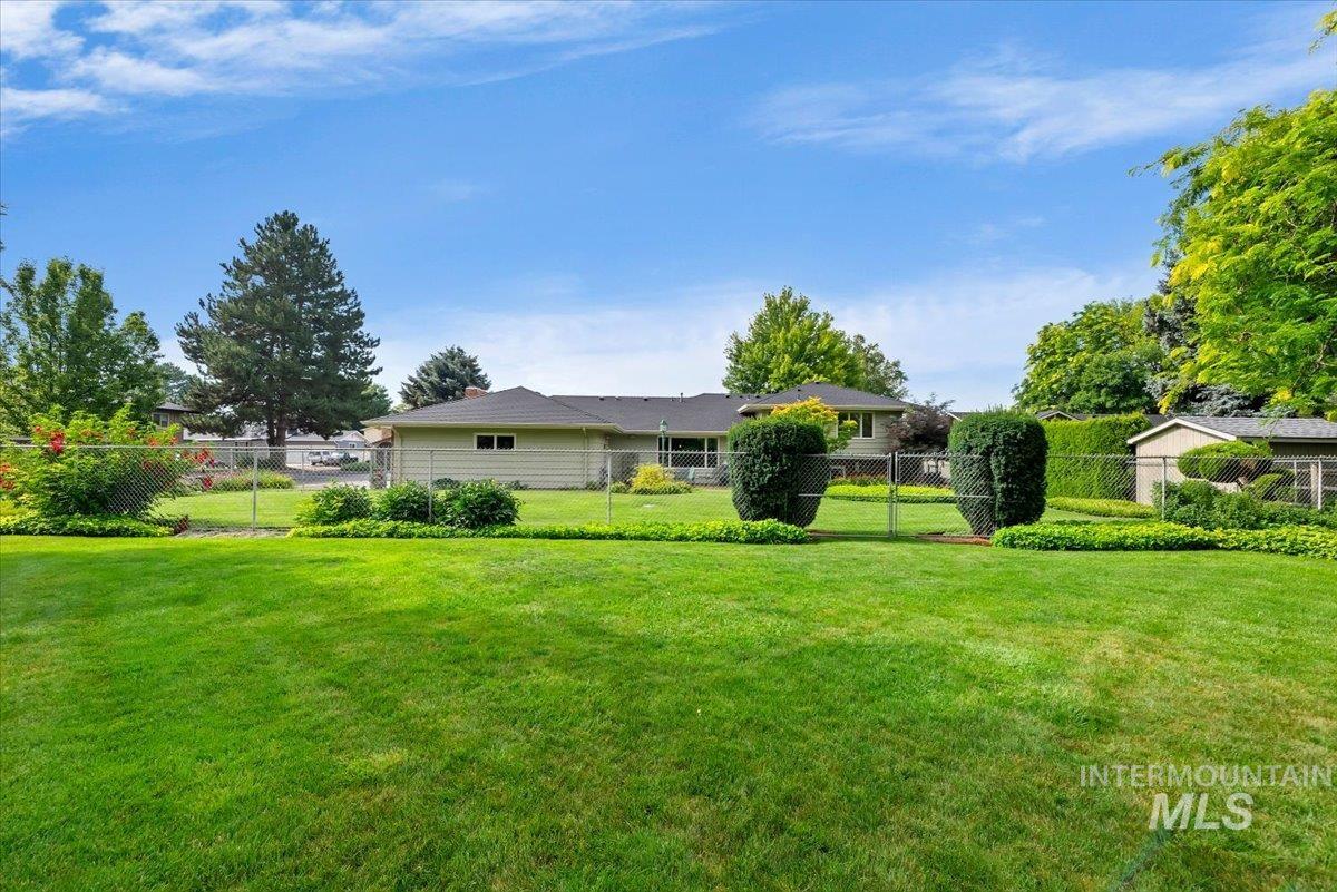 818 Winther Blvd, Nampa, Idaho 83651, 5 Bedrooms, 3 Bathrooms, Residential For Sale, Price $875,000,MLS 98994501