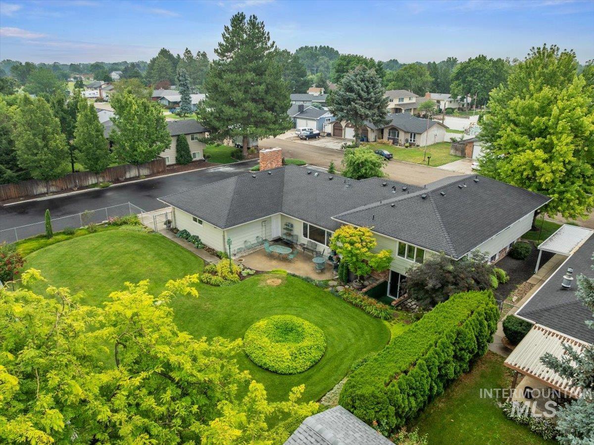 818 Winther Blvd, Nampa, Idaho 83651, 5 Bedrooms, 3 Bathrooms, Residential For Sale, Price $875,000,MLS 98994501